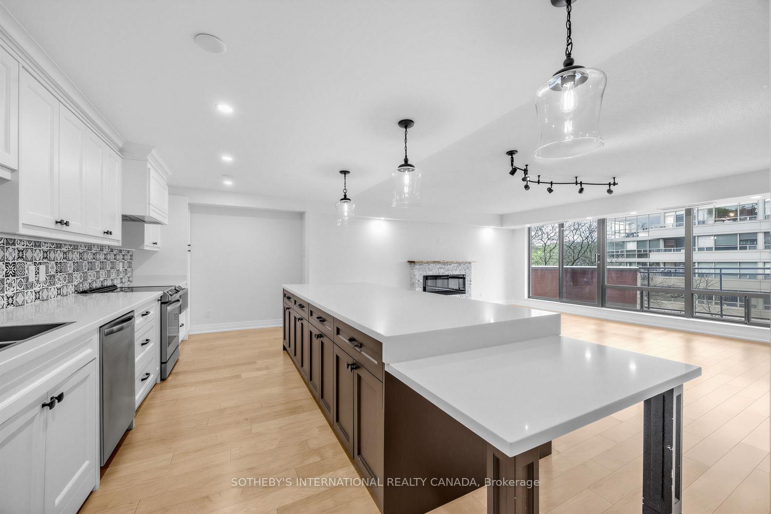260 Heath Street W 410