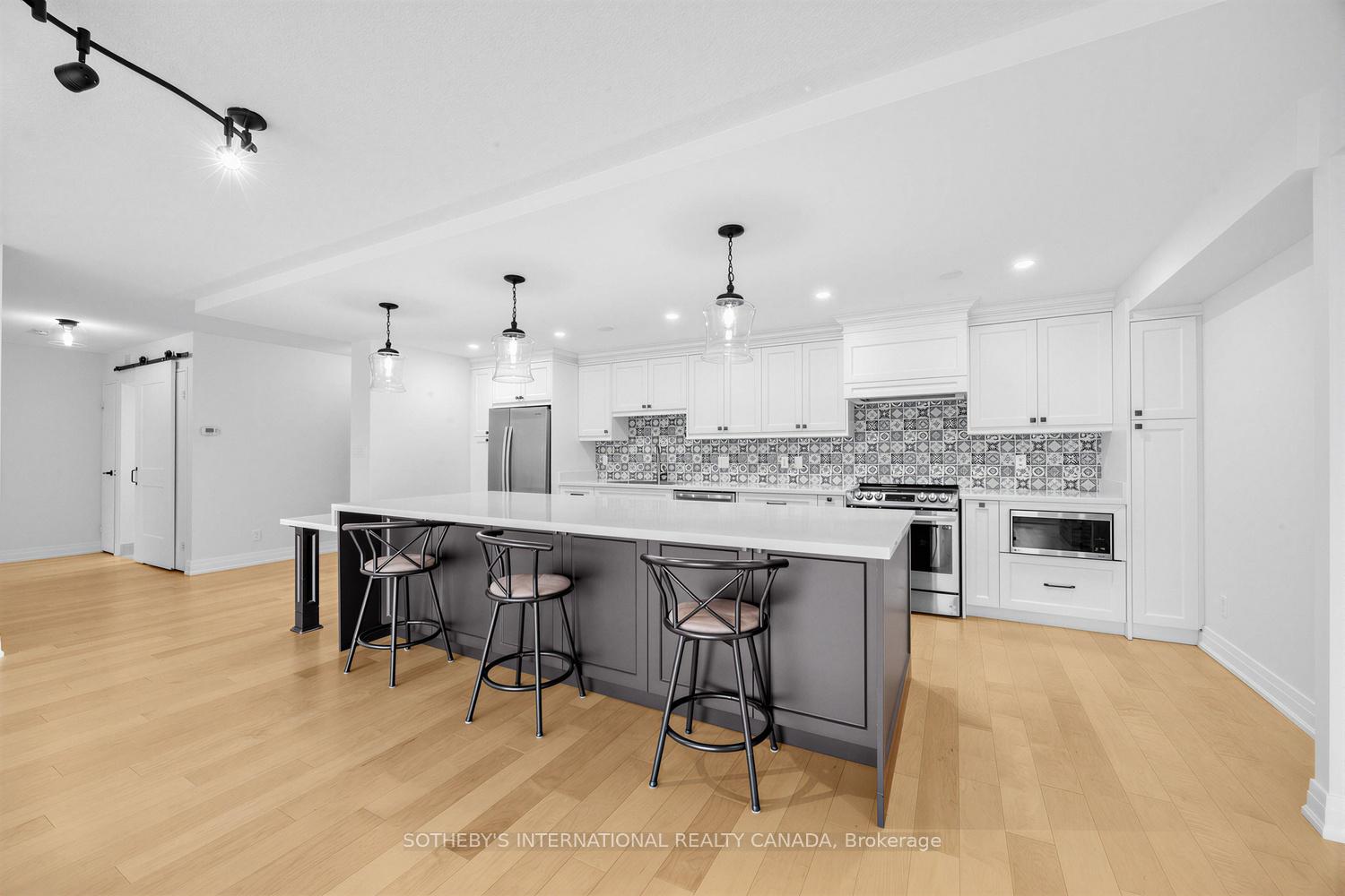260 Heath Street W 410