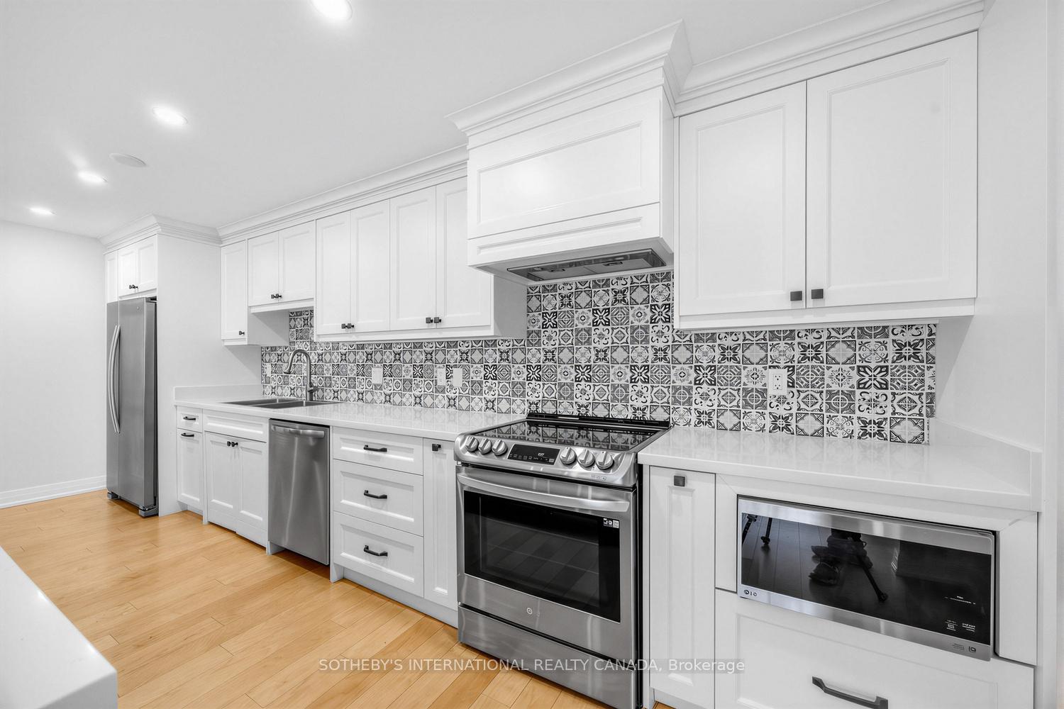 260 Heath Street W 410