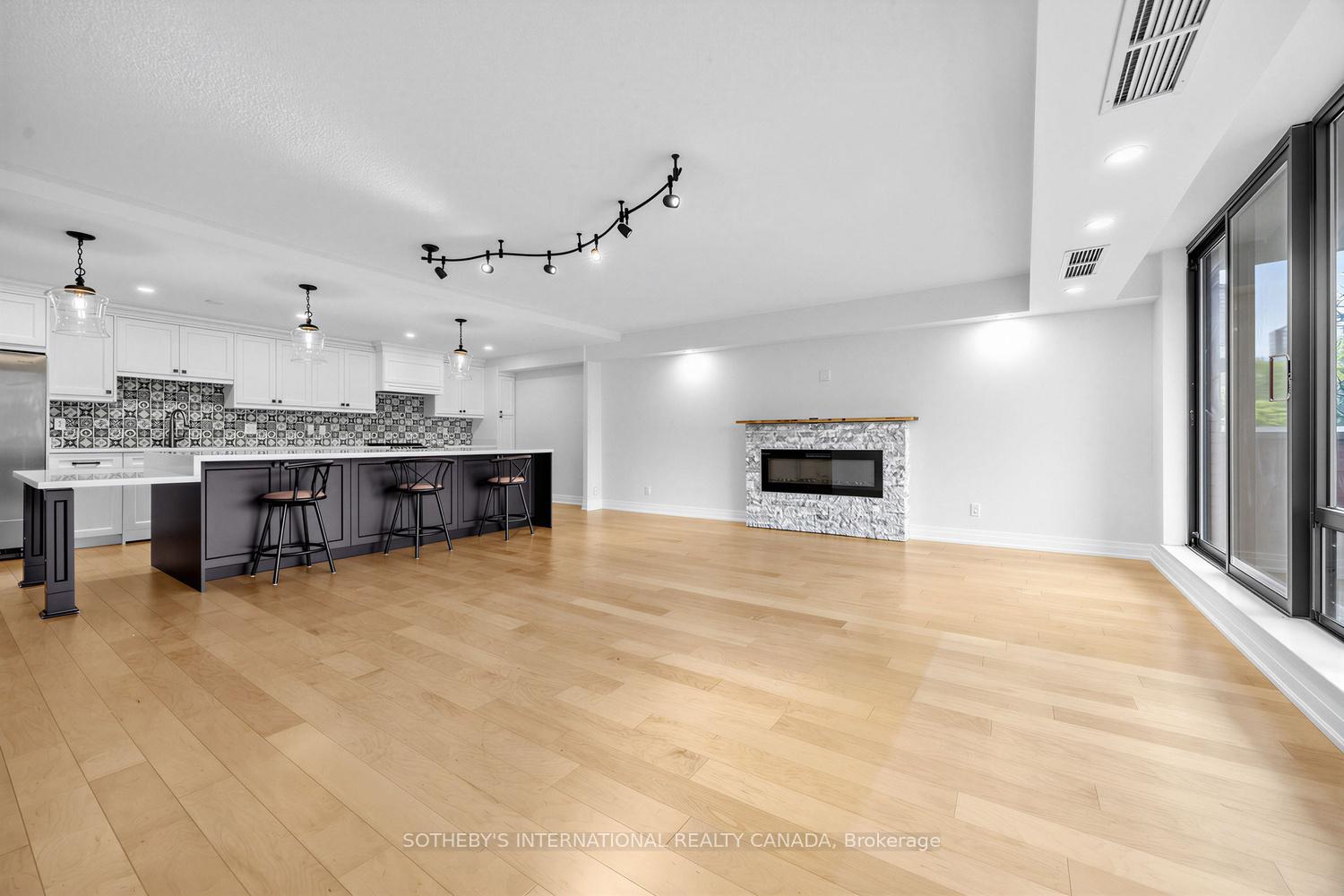 260 Heath Street W 410