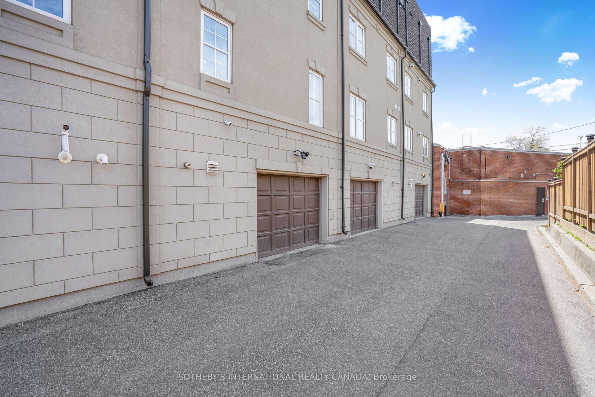 6 Tony Grande Lane