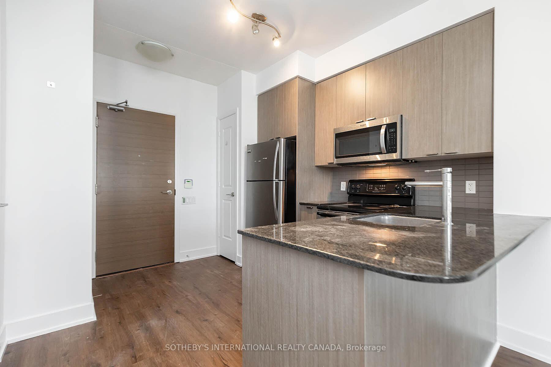 23 Sheppard Avenue E 2612