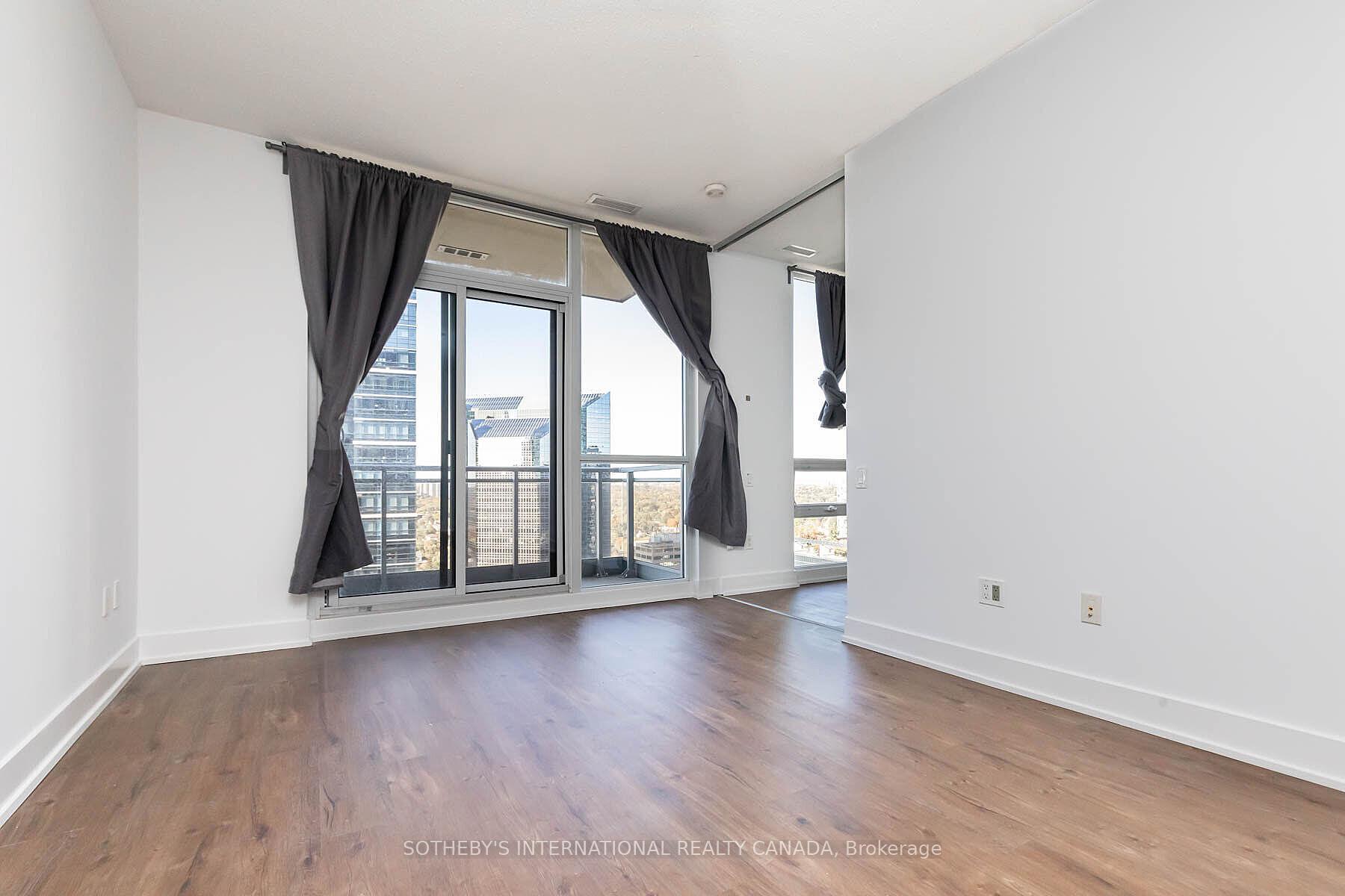 23 Sheppard Avenue E 2612