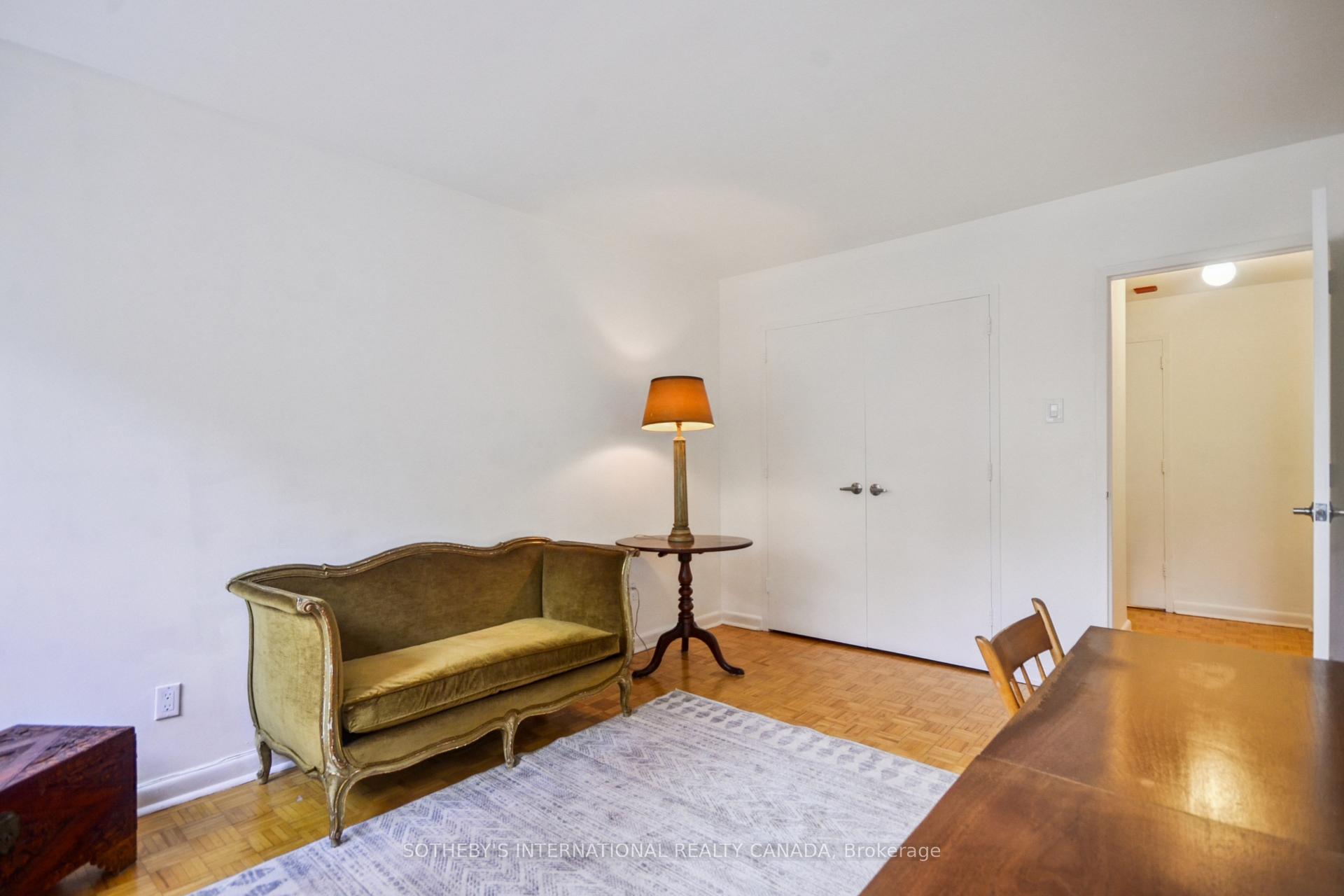 120 Rosedale Valley Road 512