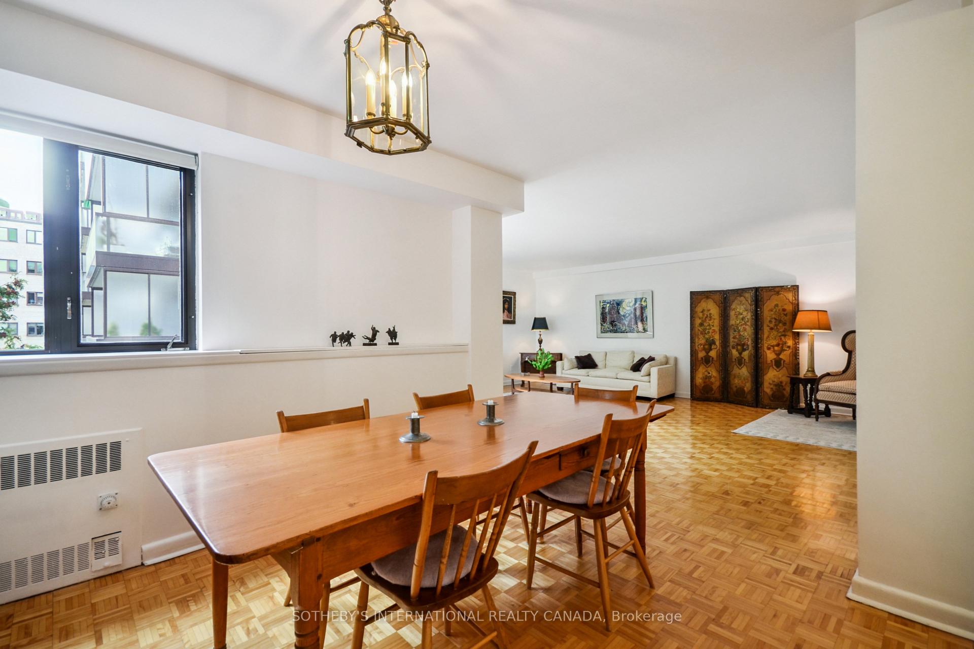 120 Rosedale Valley Road 512