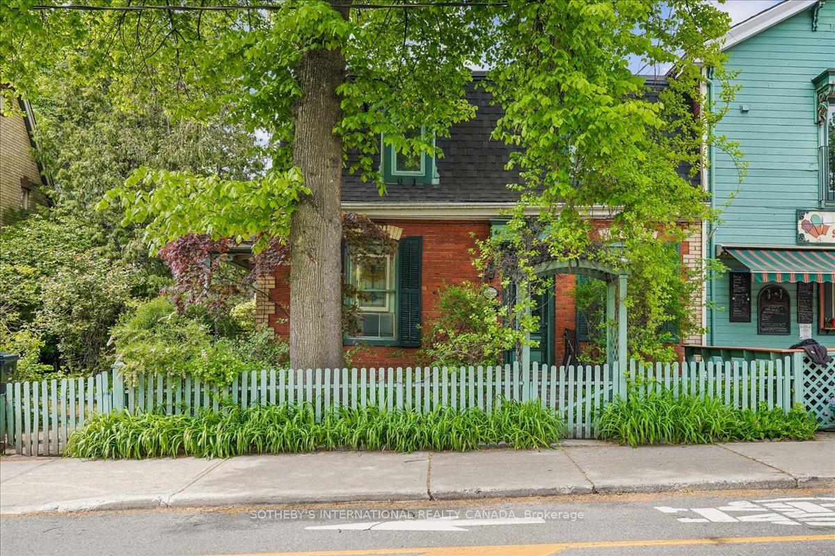 161 Winchester Street
