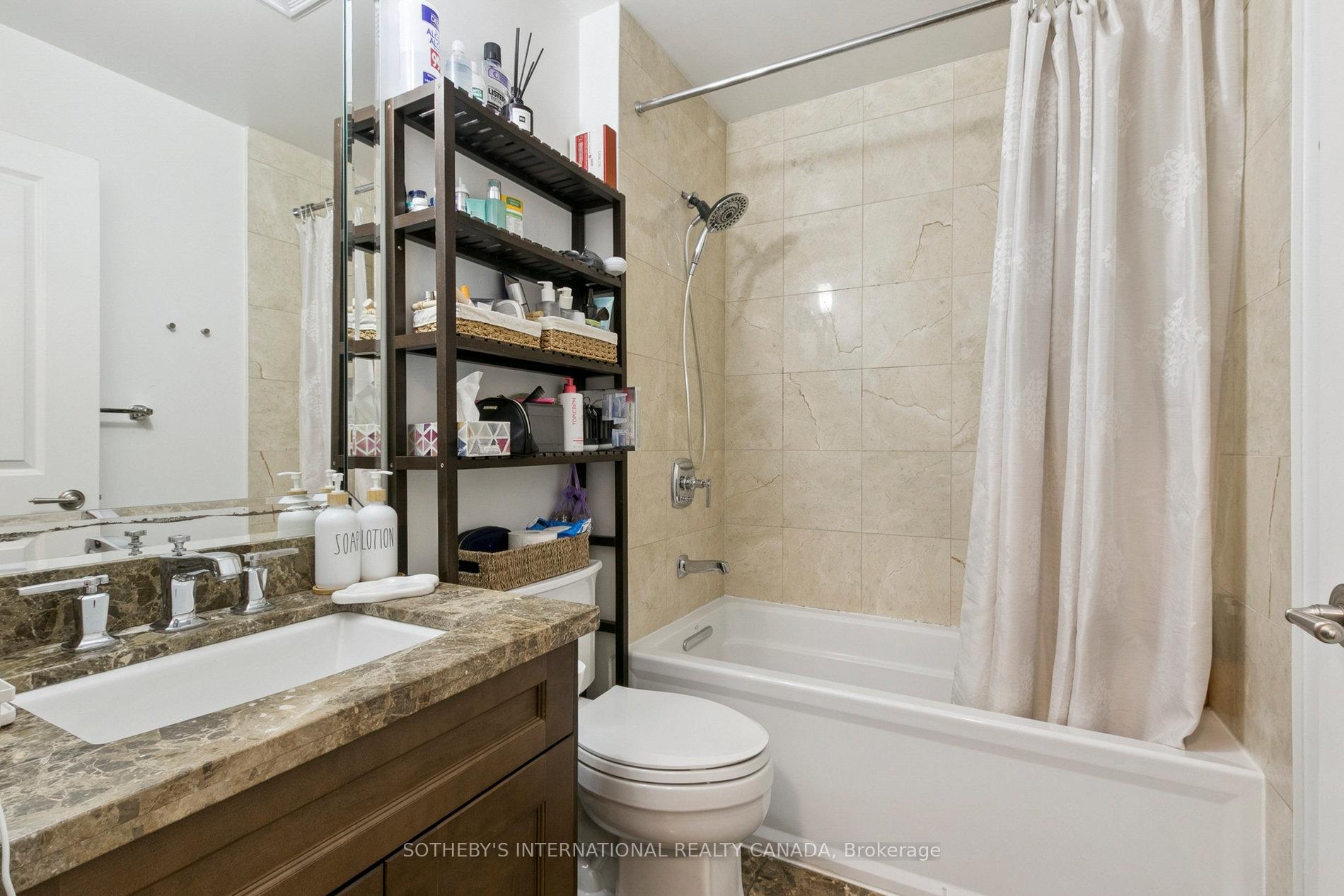 15 Rean Drive 102