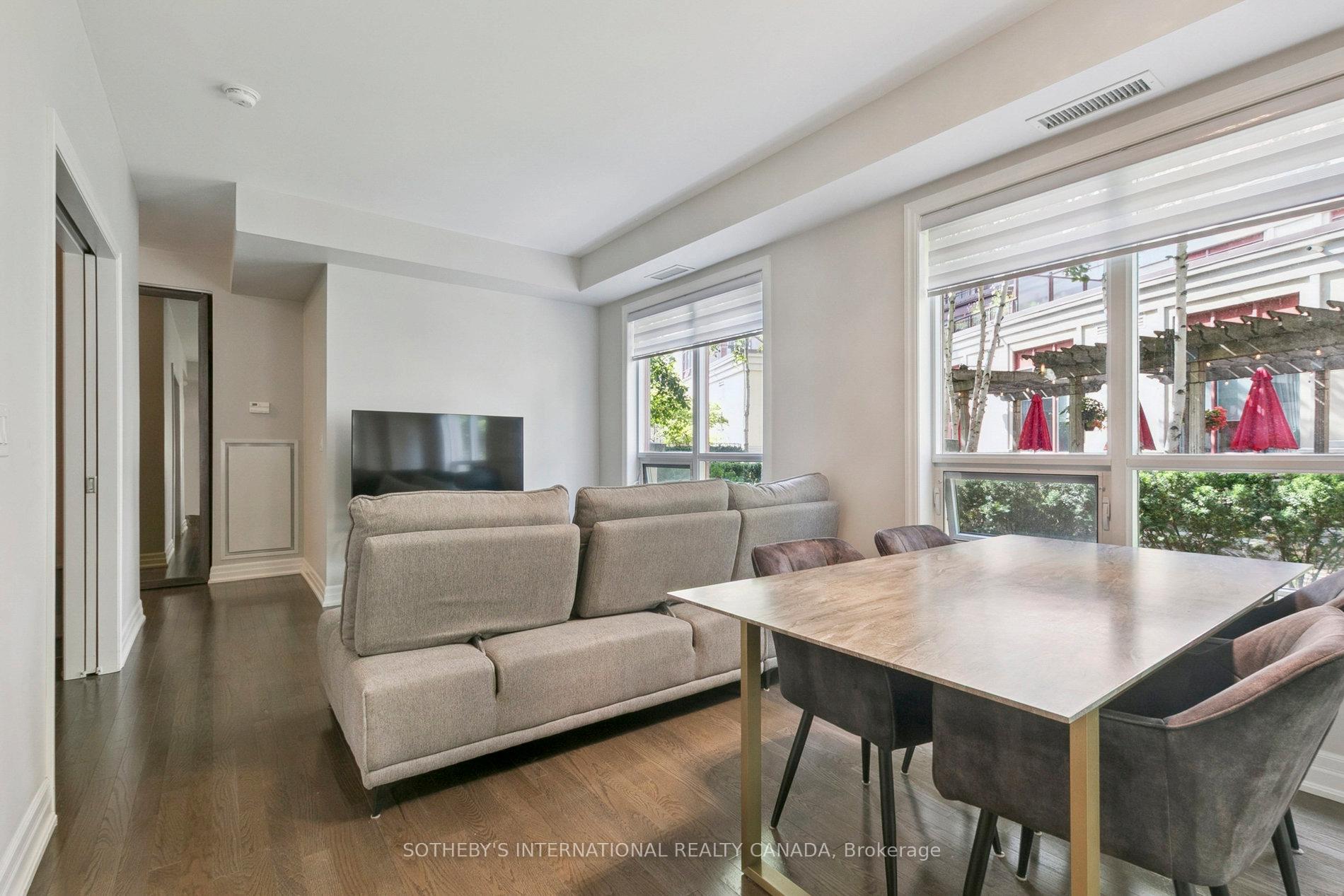 15 Rean Drive 102