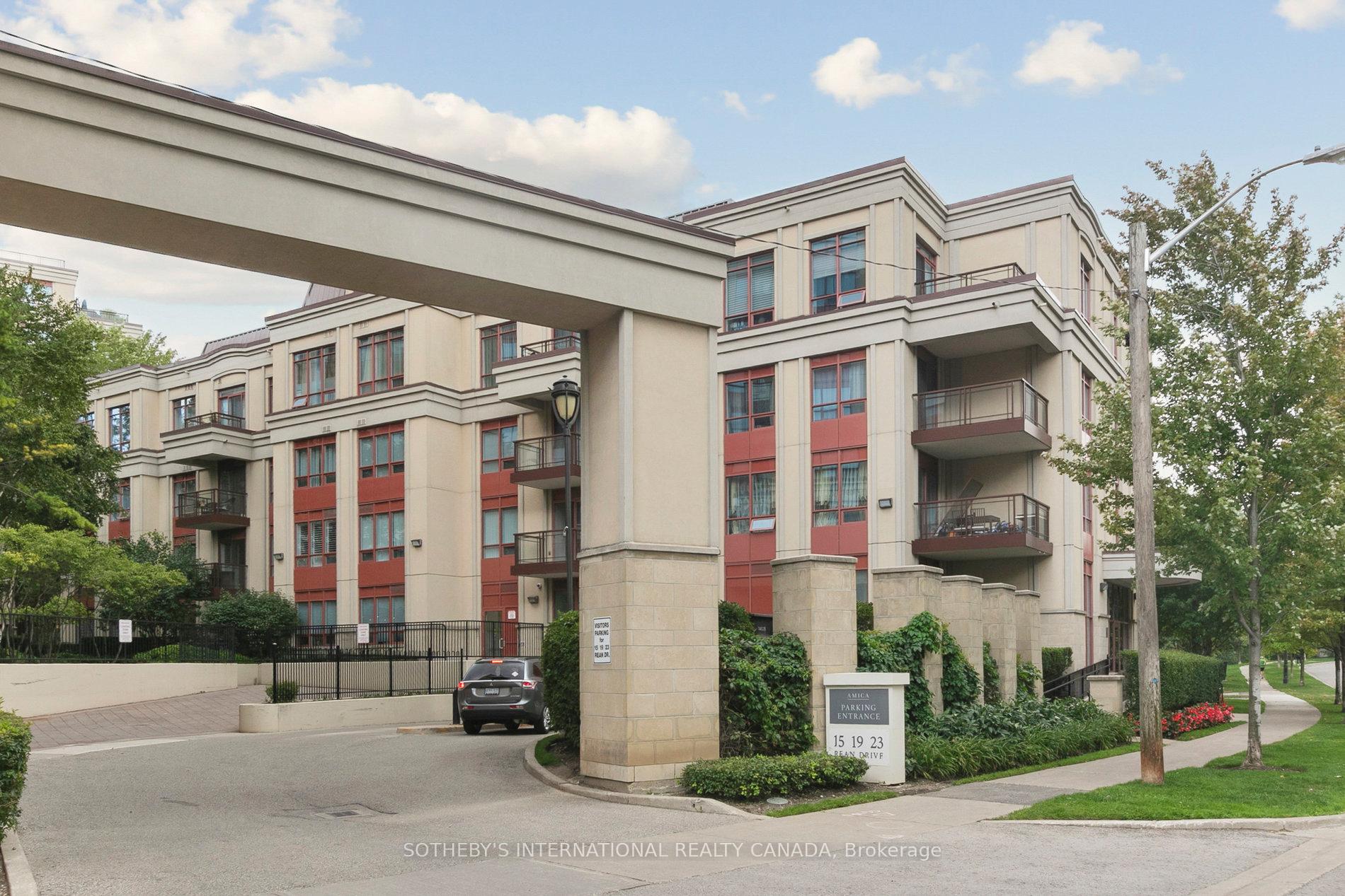 15 Rean Drive 102