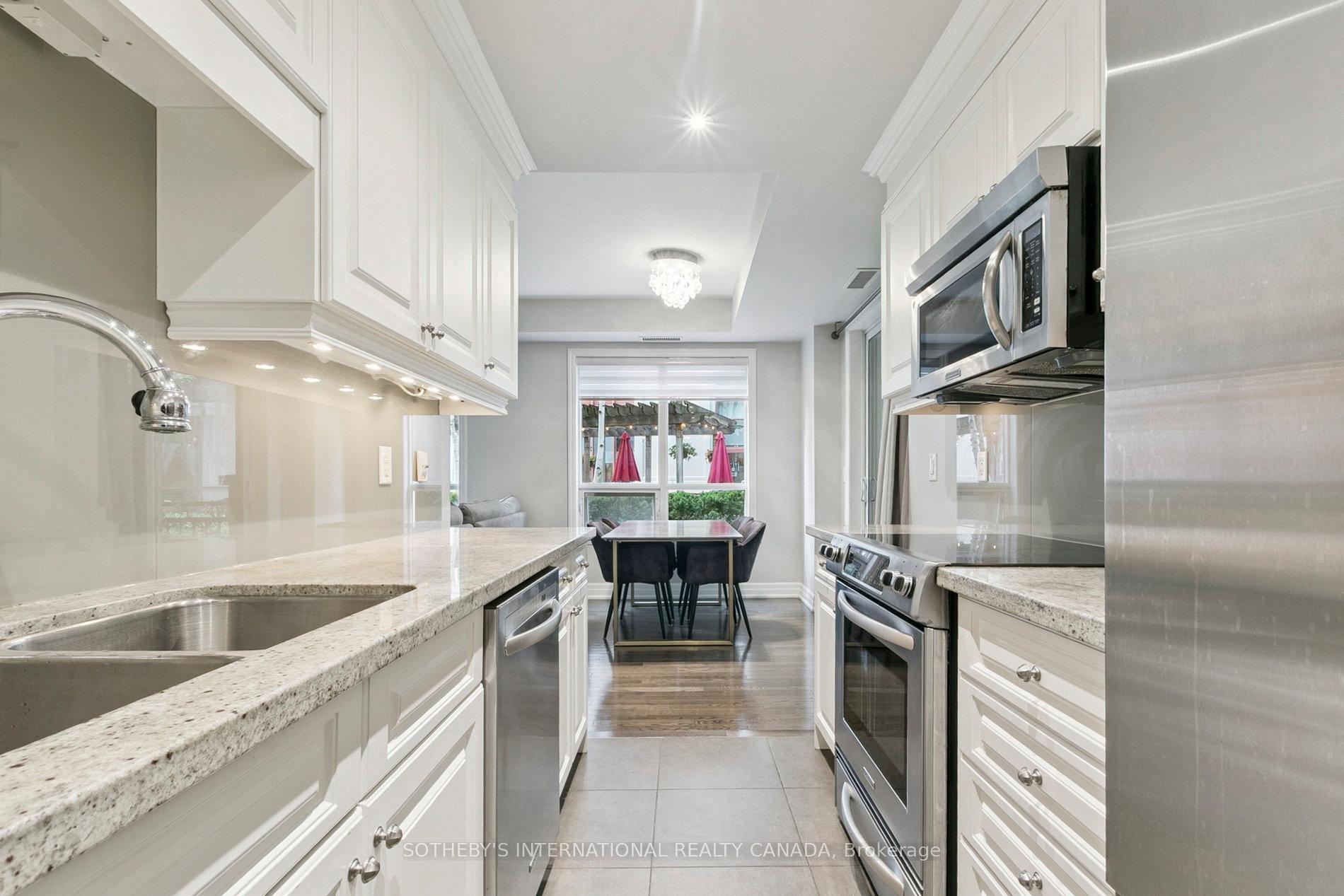 15 Rean Drive 102
