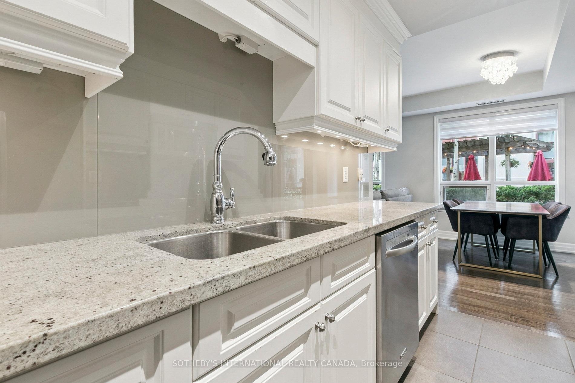 15 Rean Drive 102