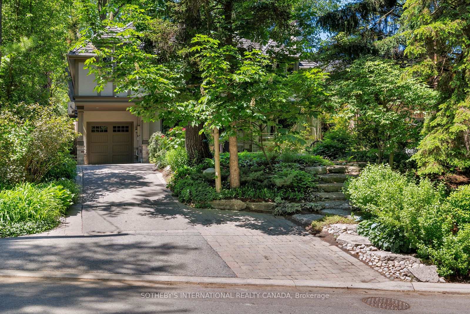 36 Donwoods Drive