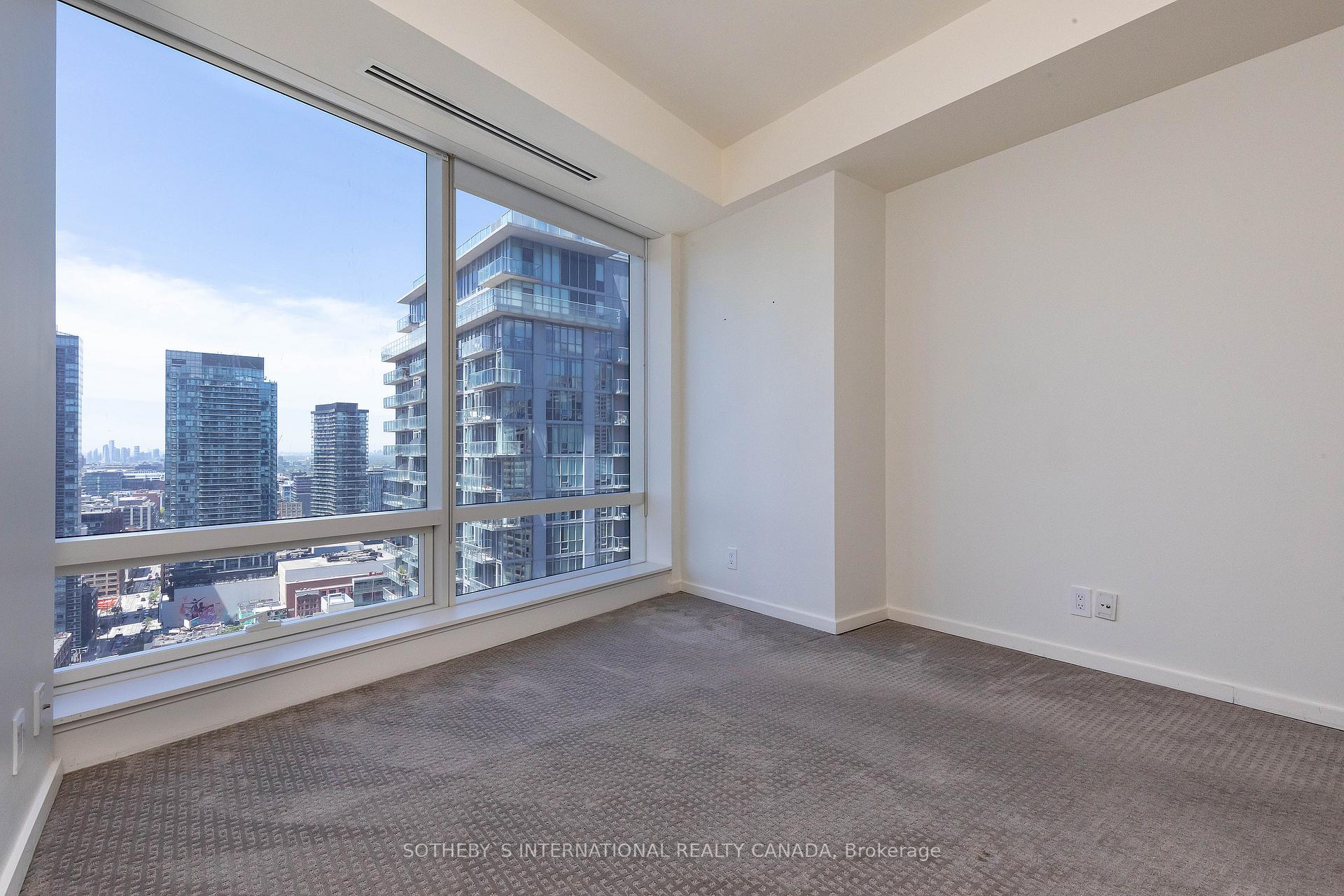 180 University Avenue 3002