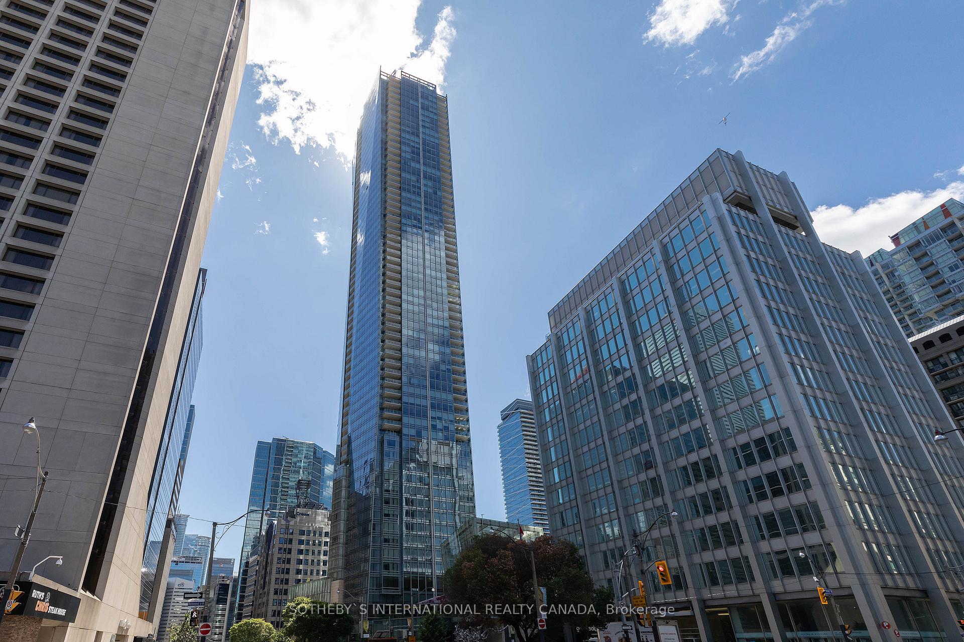 180 University Avenue 3002