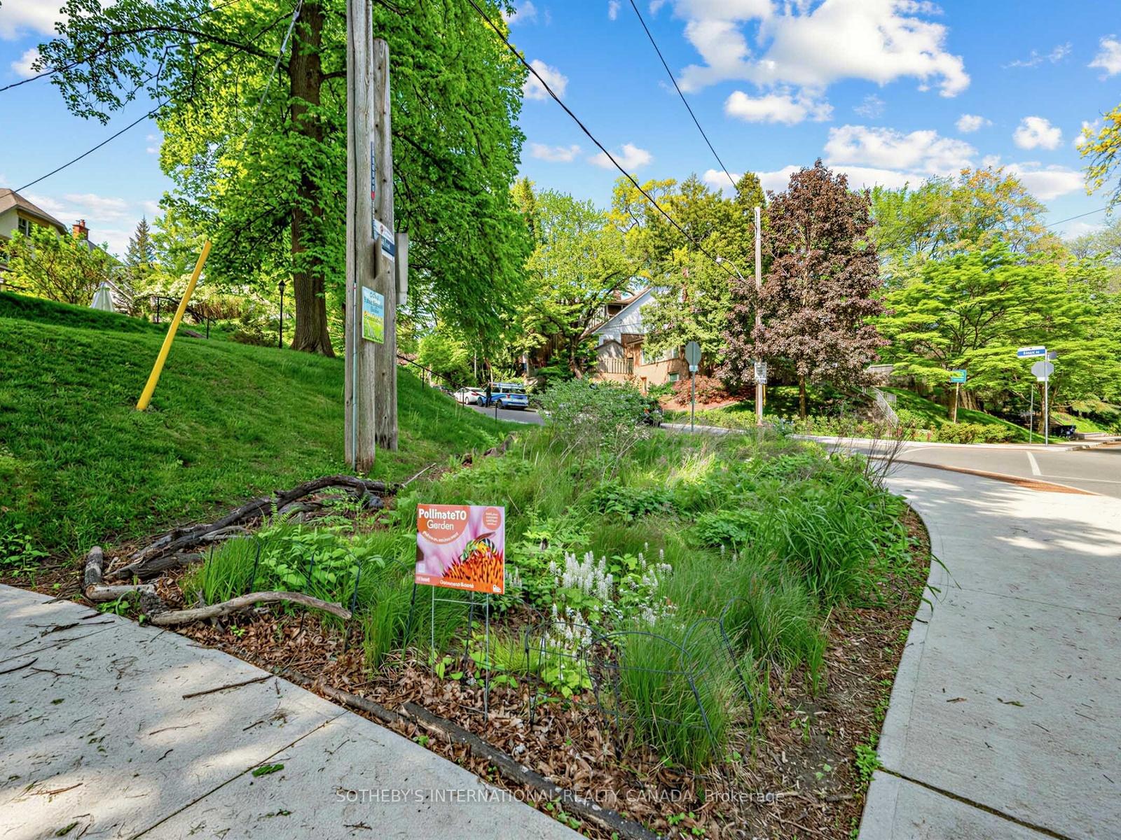 30 Regal Road