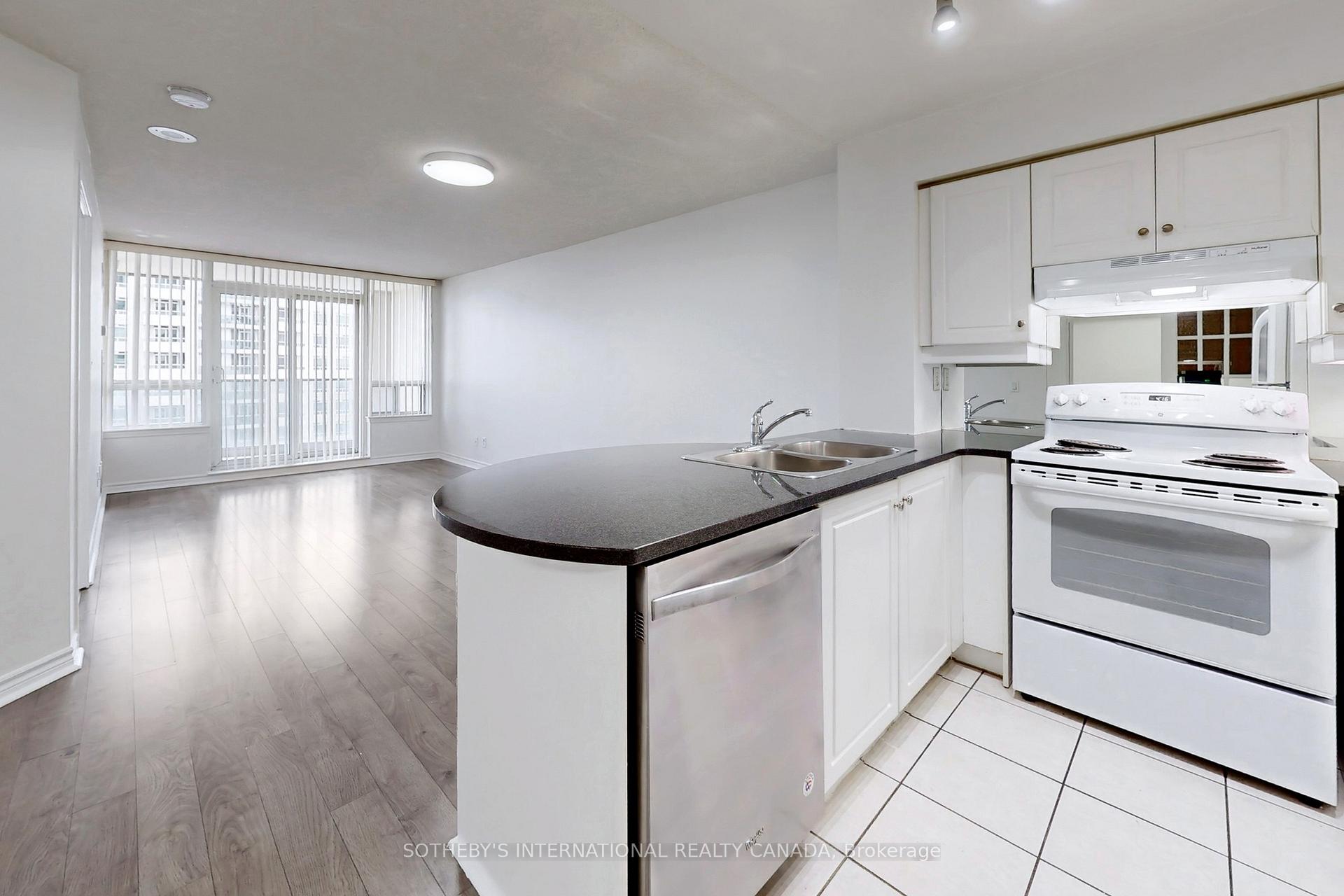 2 Rean Drive 1310