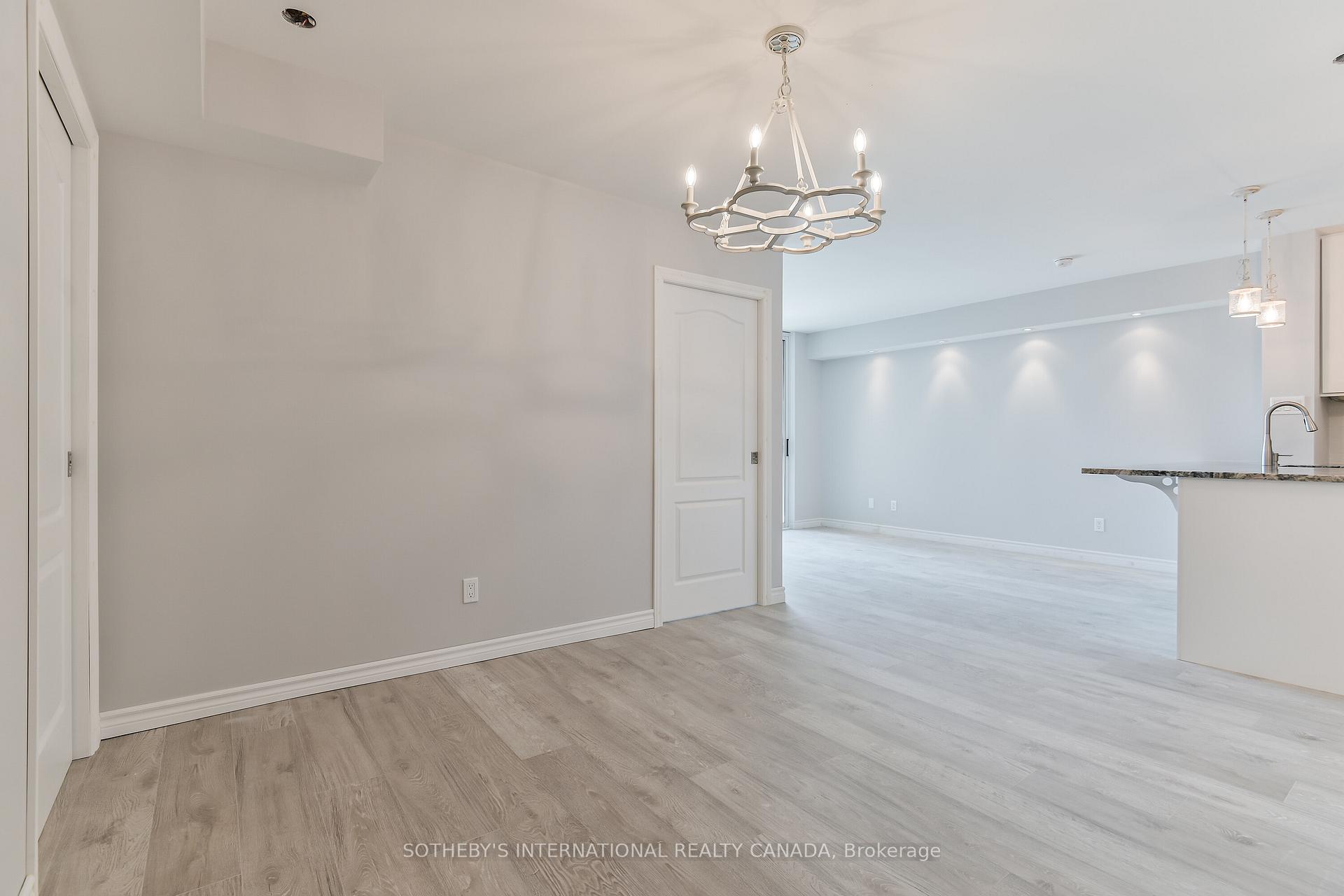 323 Richmond Street E 1208