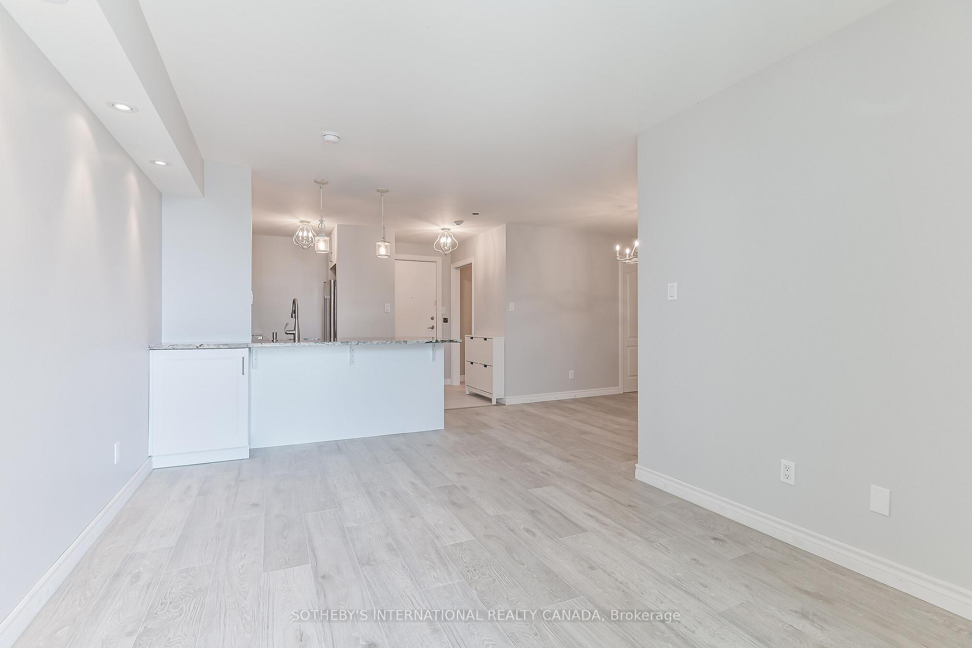 323 Richmond Street E 1208