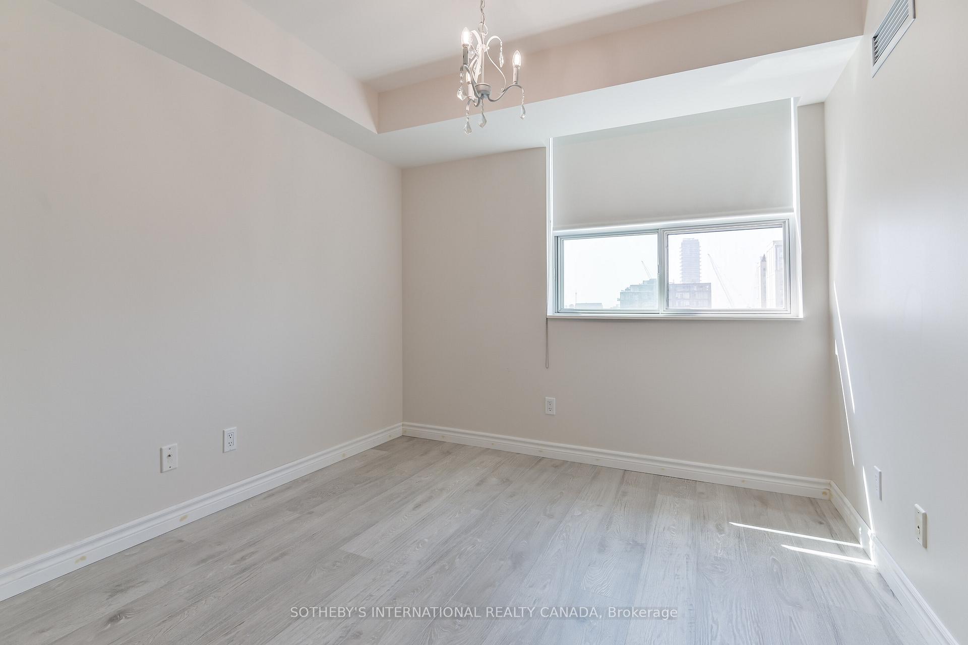 323 Richmond Street E 1208
