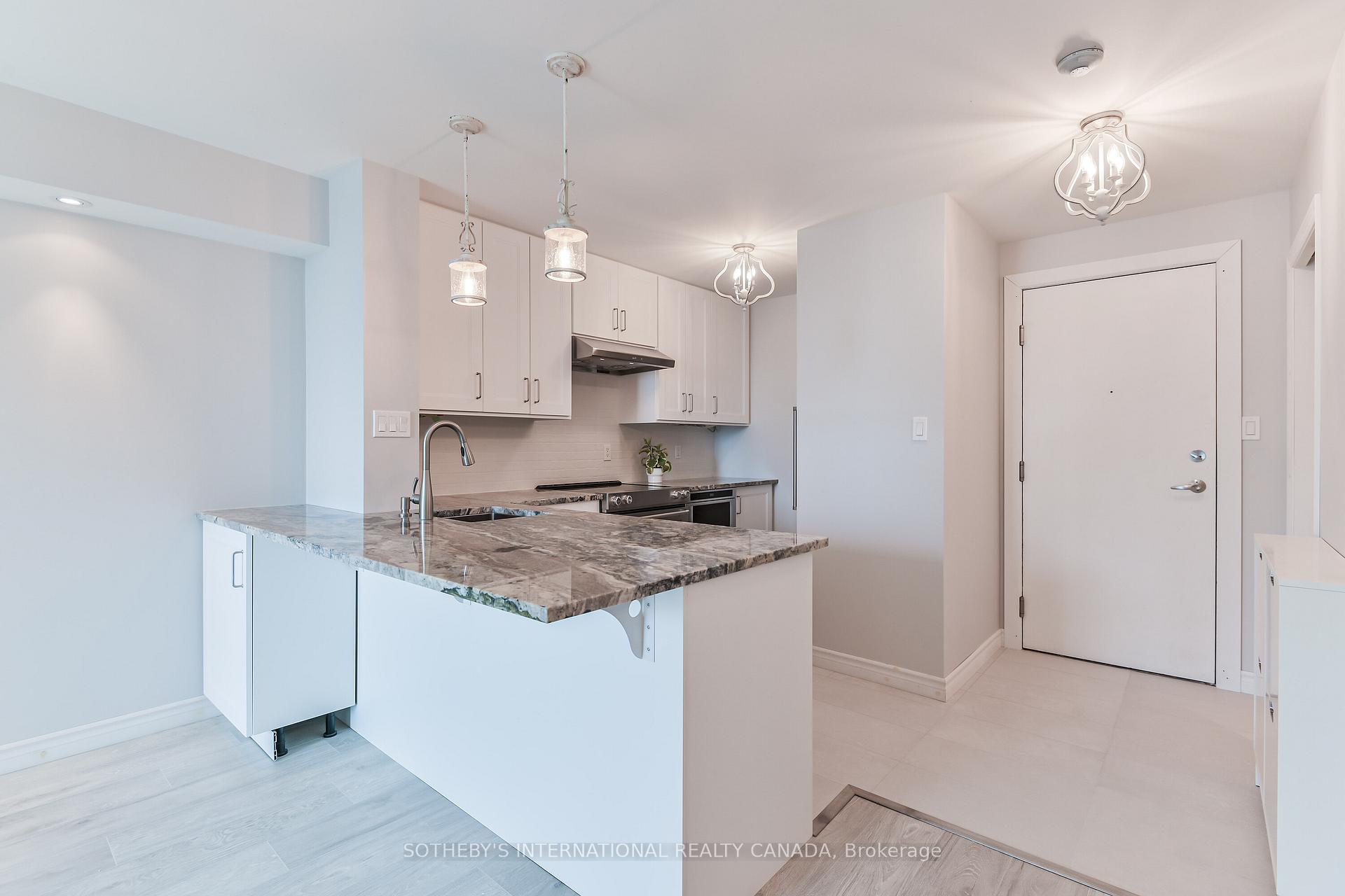323 Richmond Street E 1208