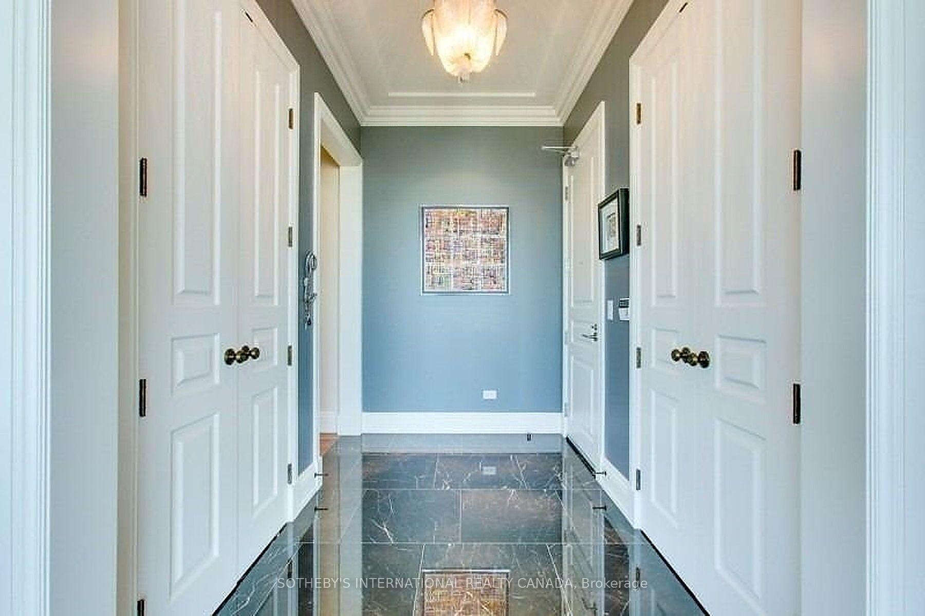 183 Wellington Street W 2602