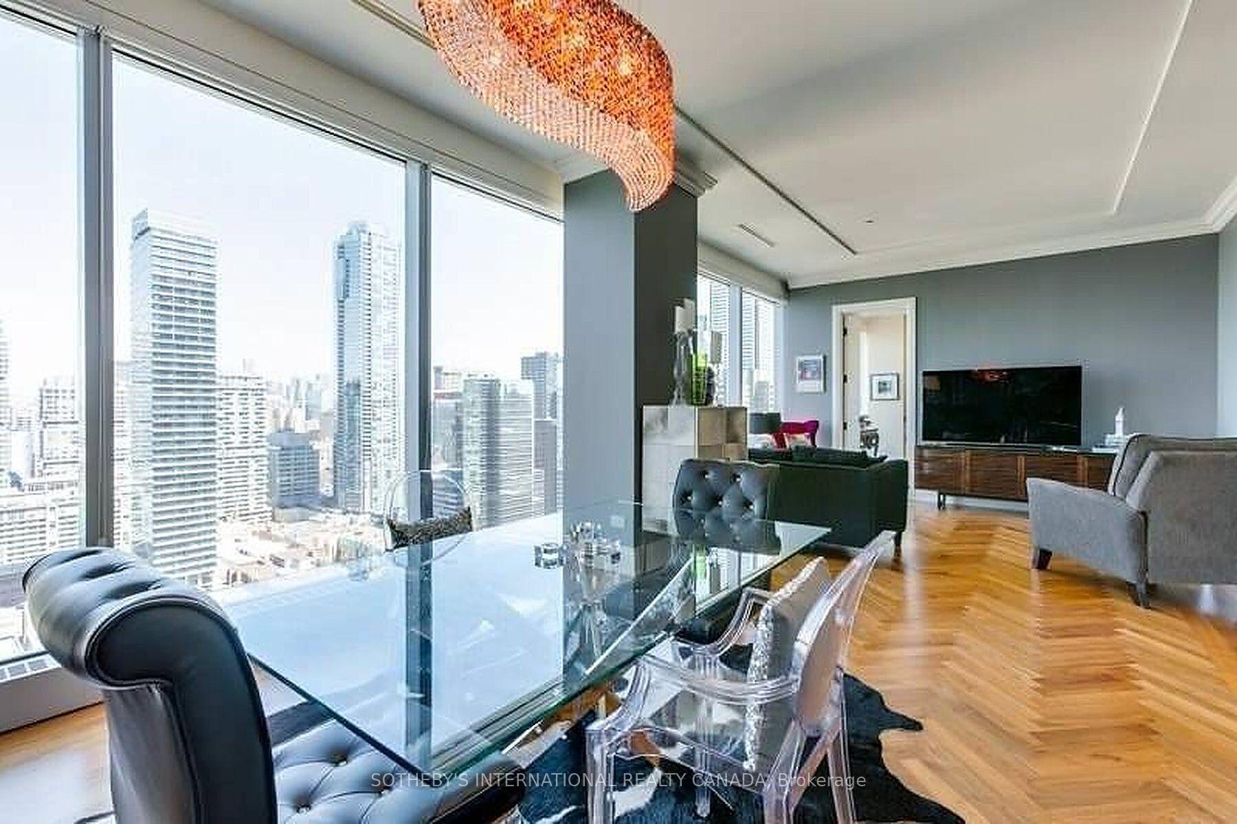 183 Wellington Street W 2602