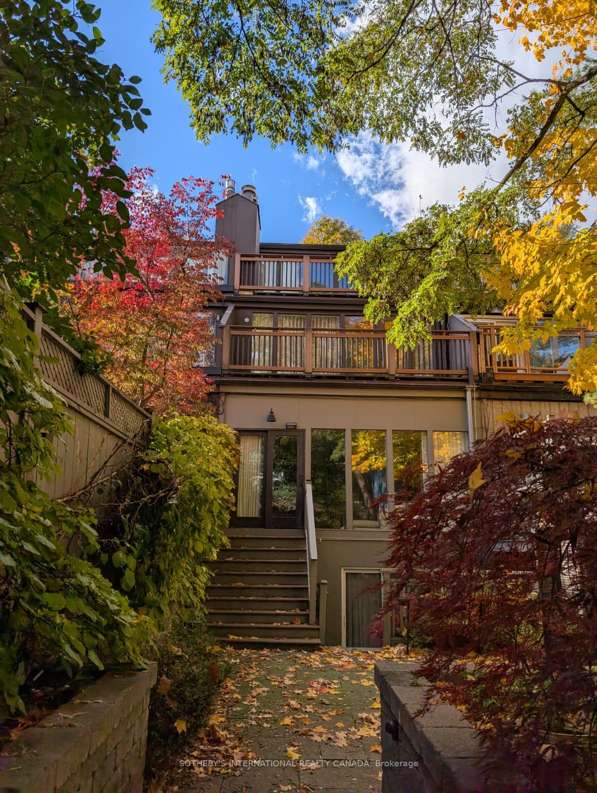 9 Rose Avenue