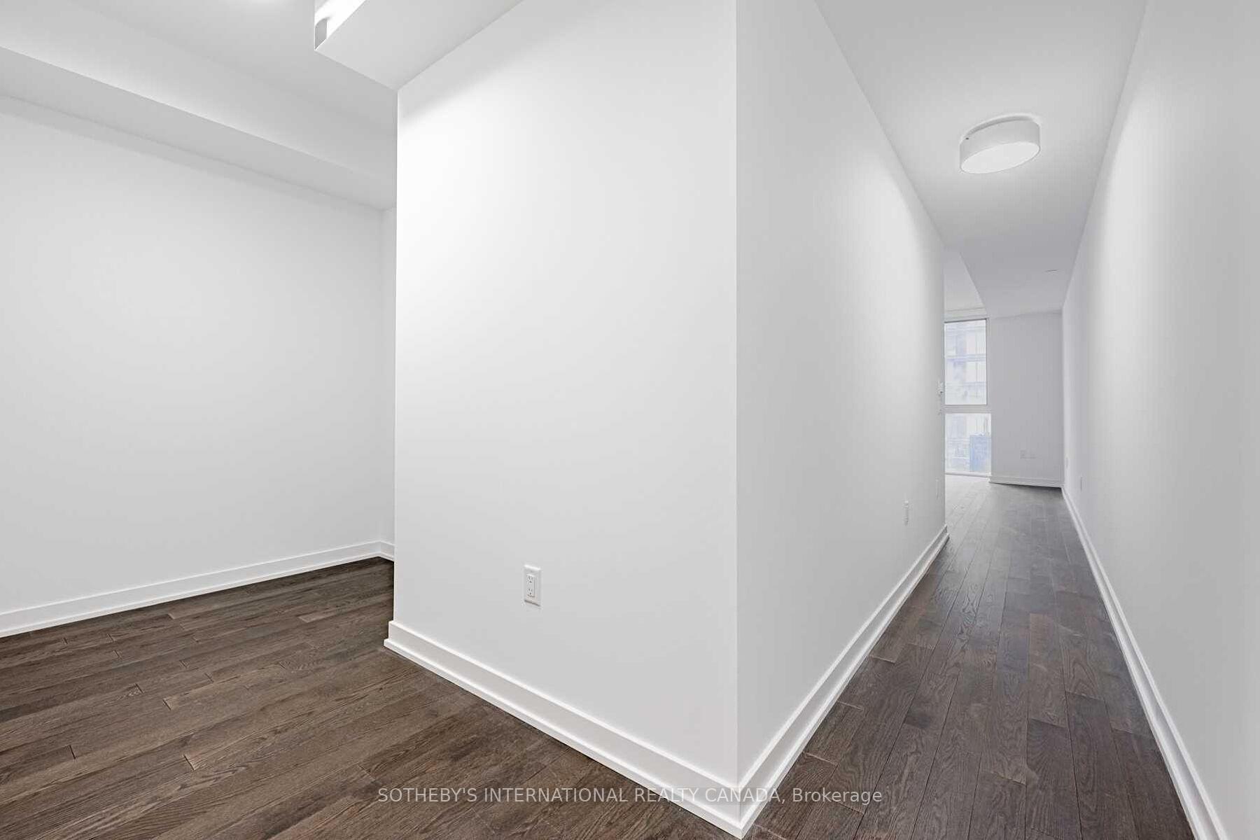 357 King Street W 806