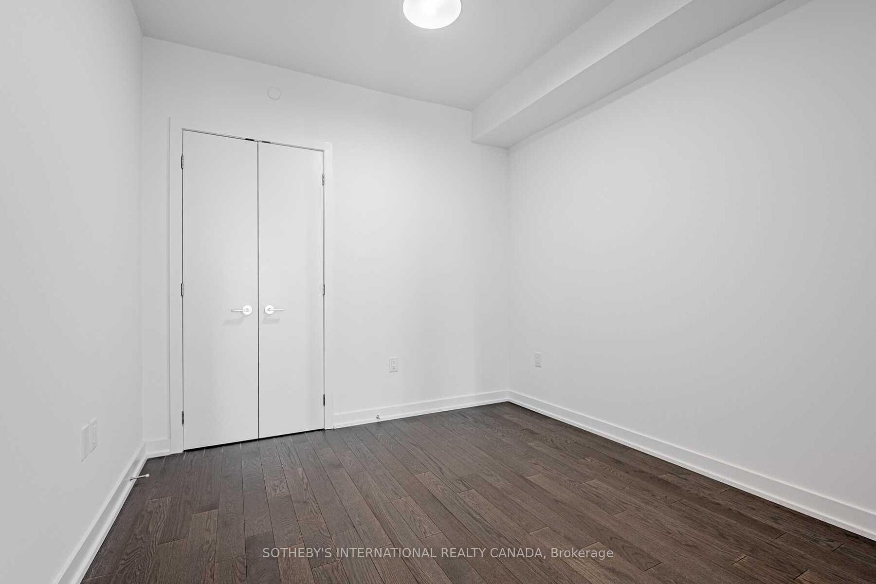 357 King Street W 806