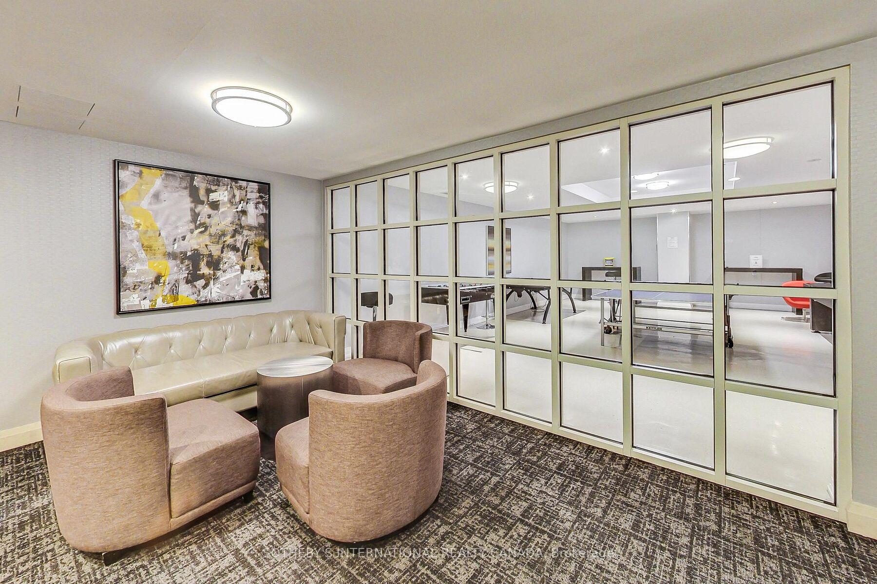 85 East Liberty Street 720