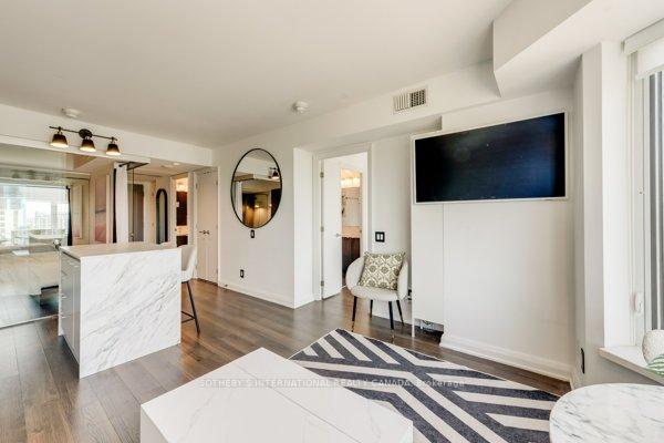 155 Yorkville Avenue 2018