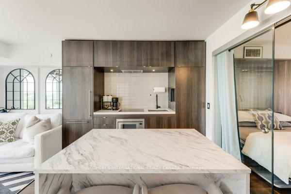 155 Yorkville Avenue 2018