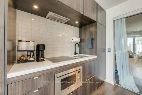 155 Yorkville Avenue 2018