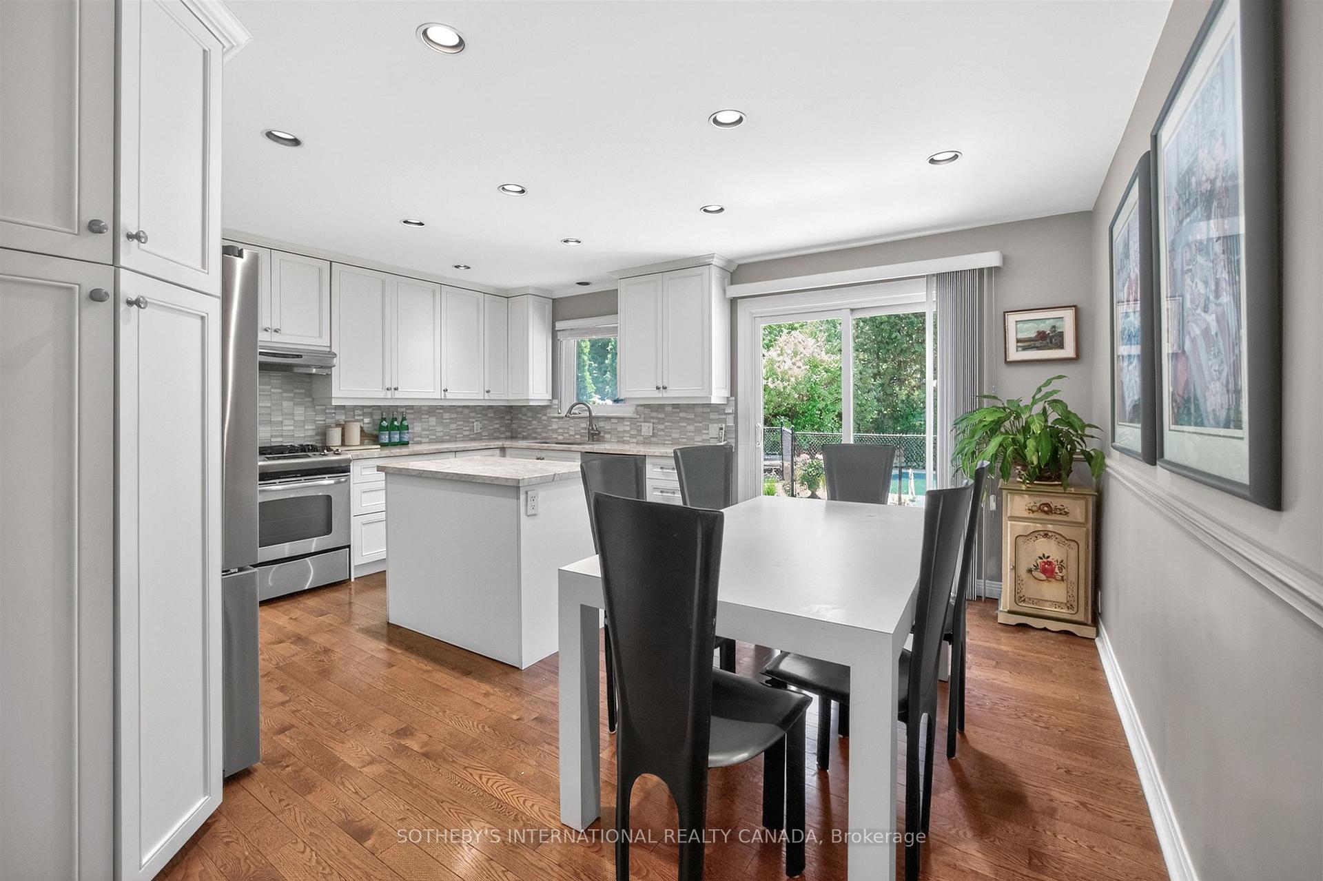 25 Gossamer Avenue