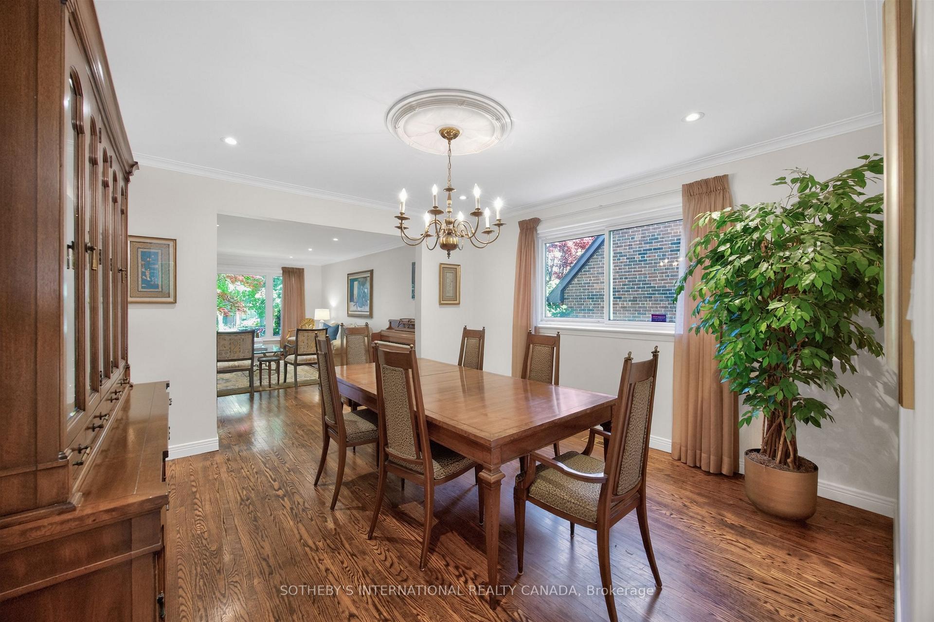 25 Gossamer Avenue