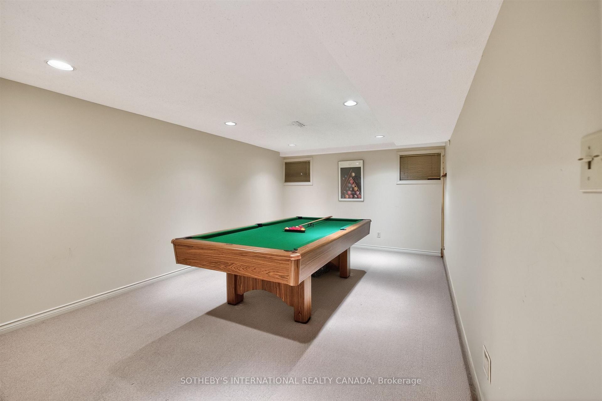 25 Gossamer Avenue