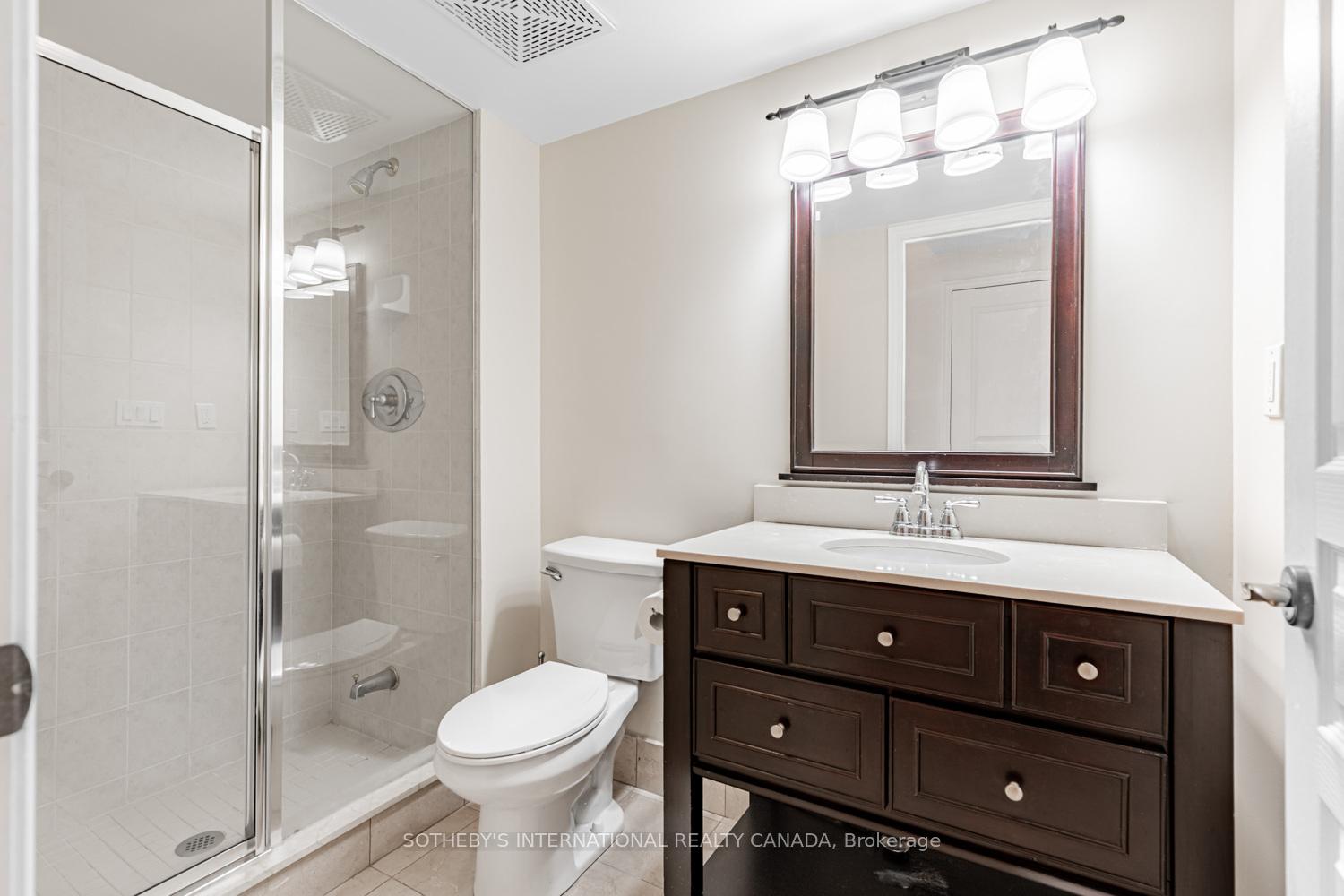 10 Delisle Avenue 327