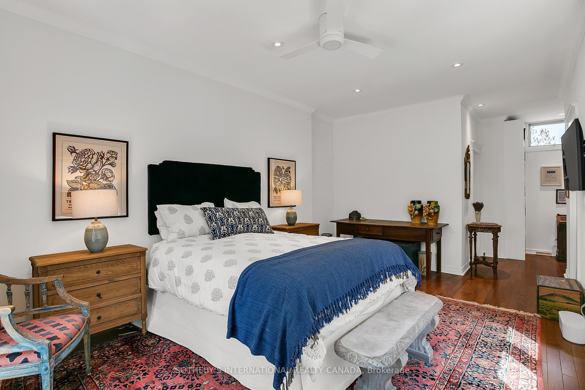6 Bowman Street