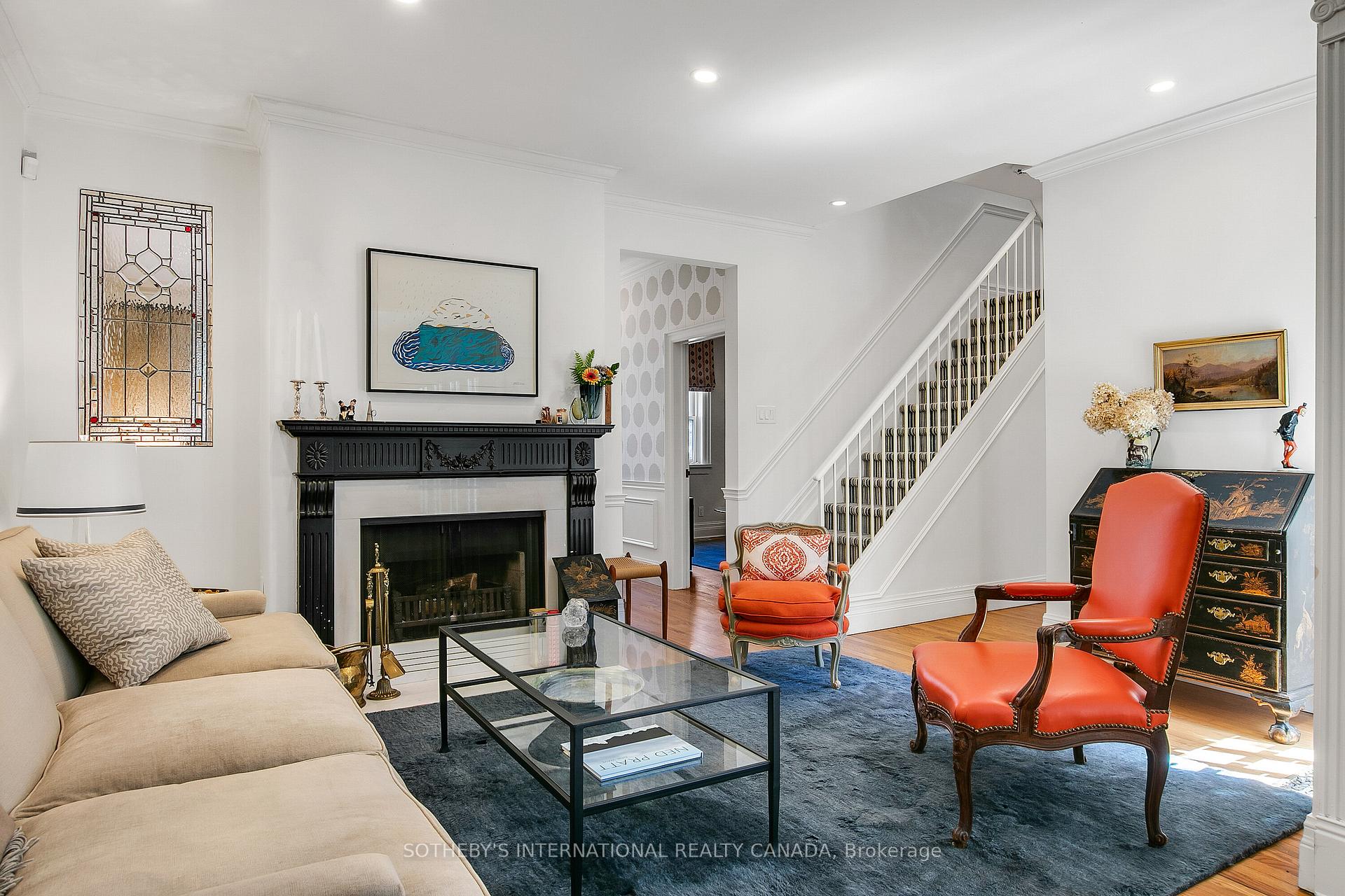 6 Bowman Street