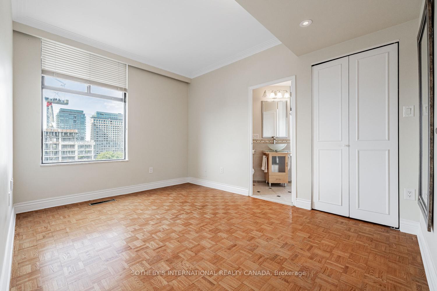 423 Avenue Road 13