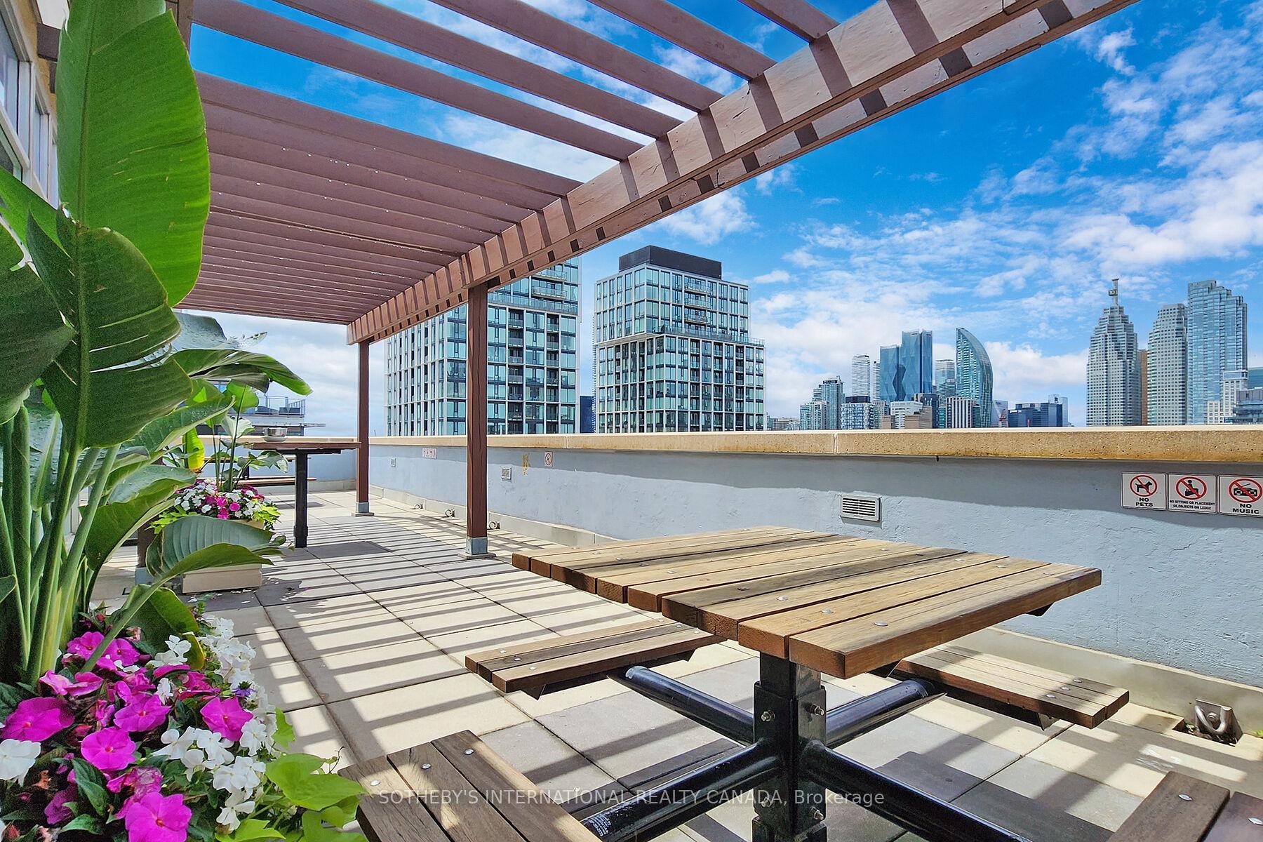 230 King Street 410