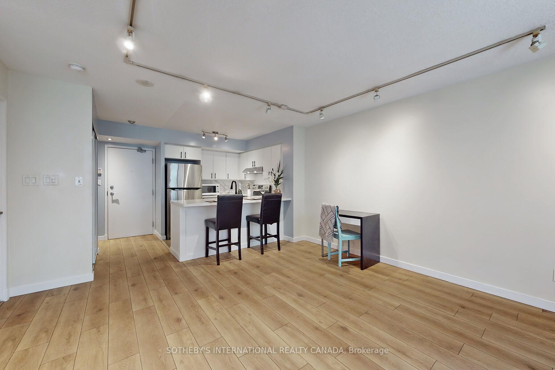 230 King Street 410