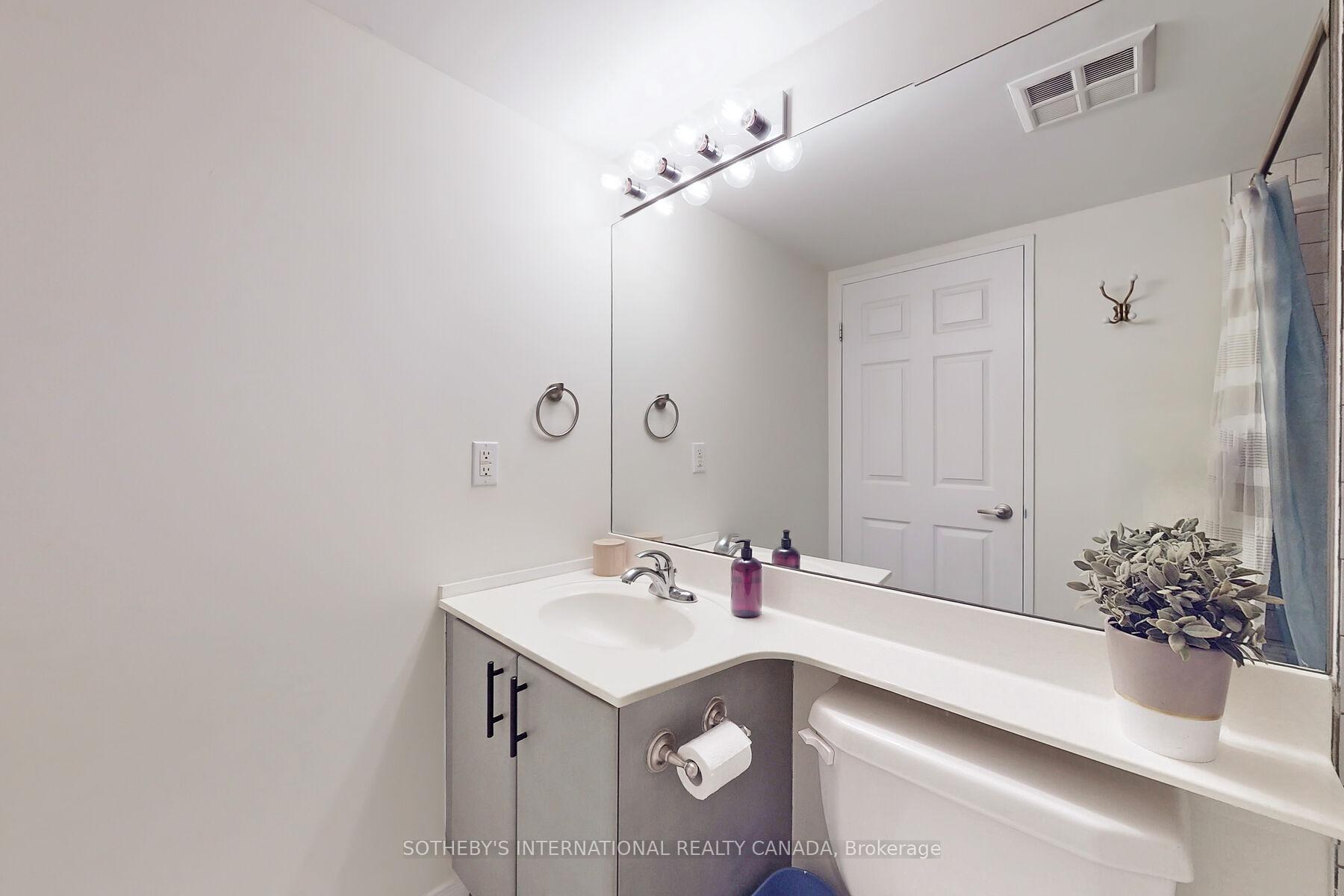 230 King Street 410