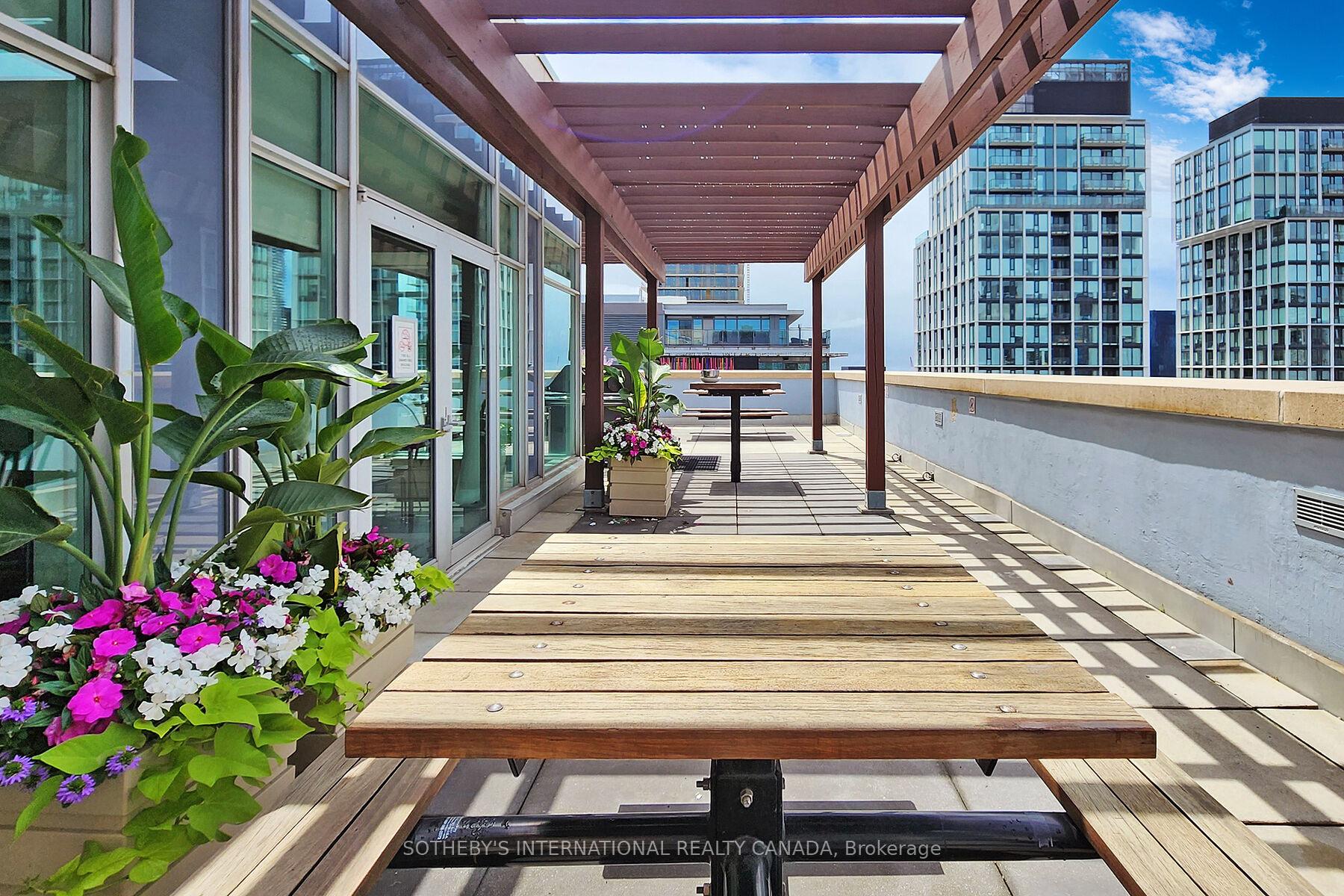 230 King Street 410