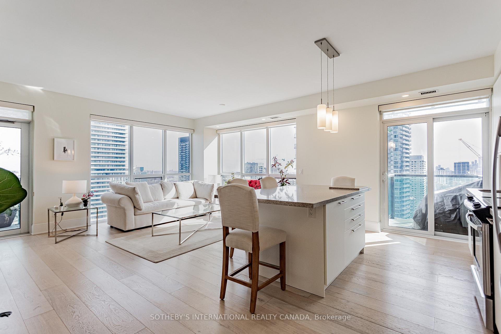 70 Roehampton Avenue 2014