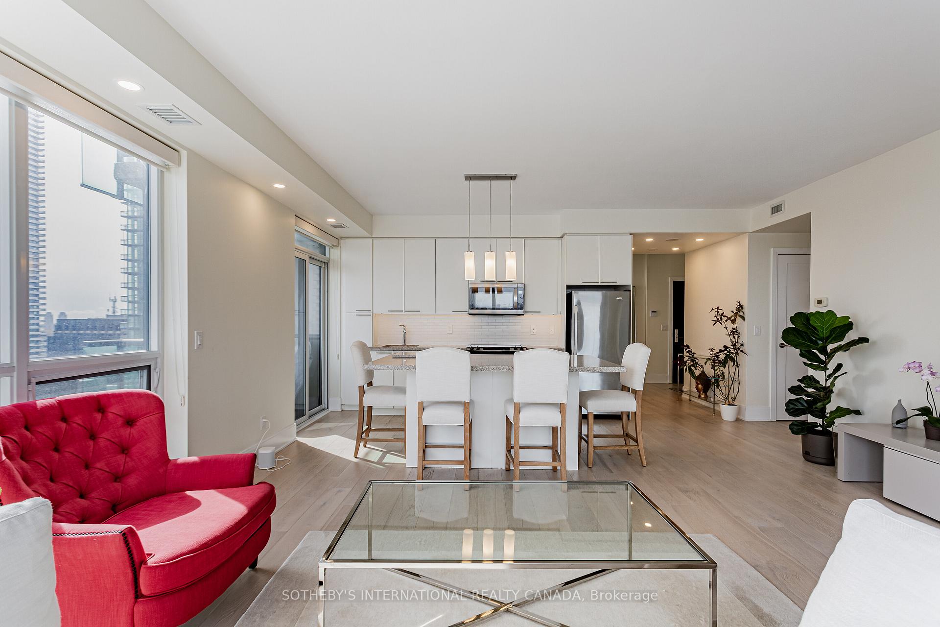 70 Roehampton Avenue 2014