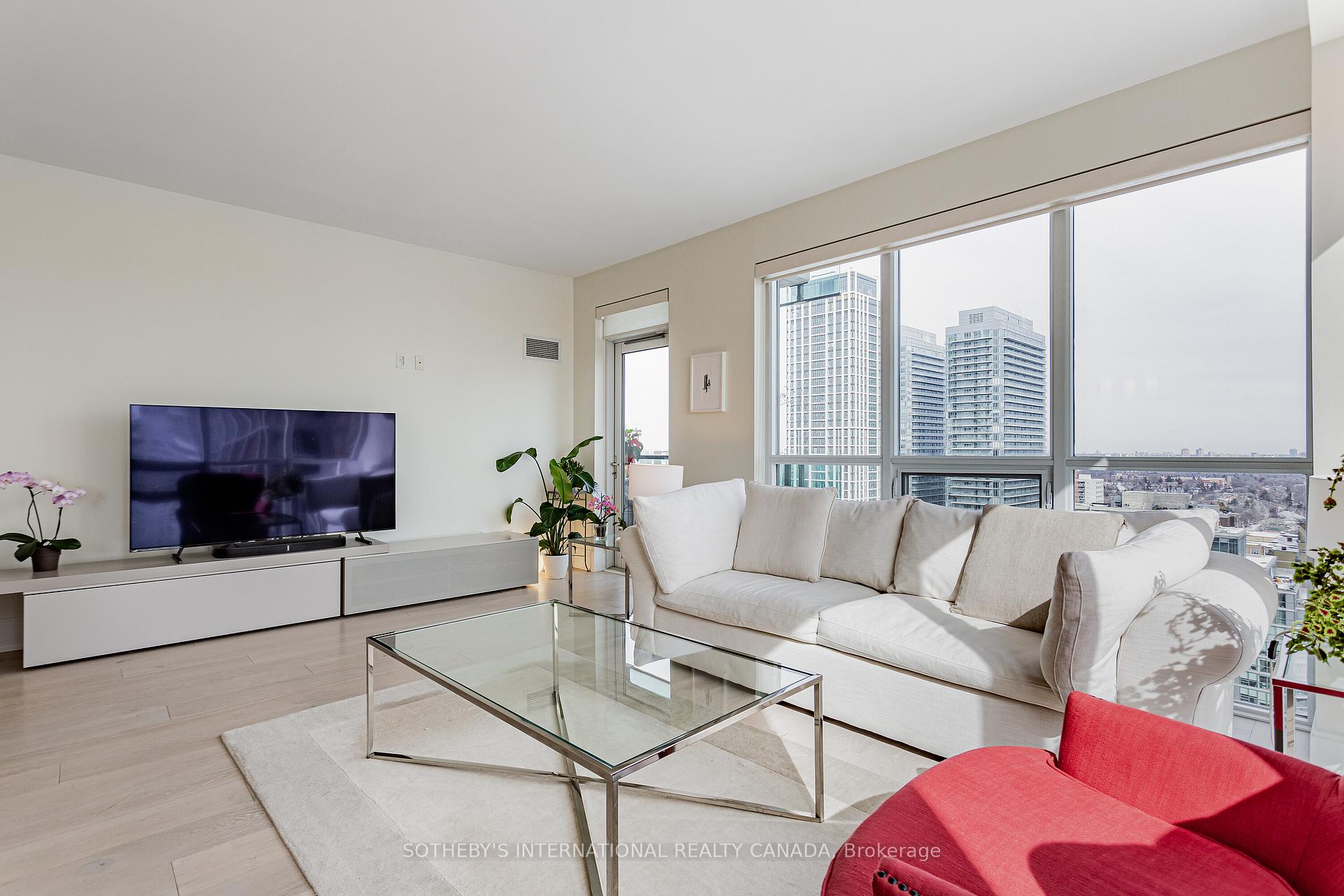 70 Roehampton Avenue 2014