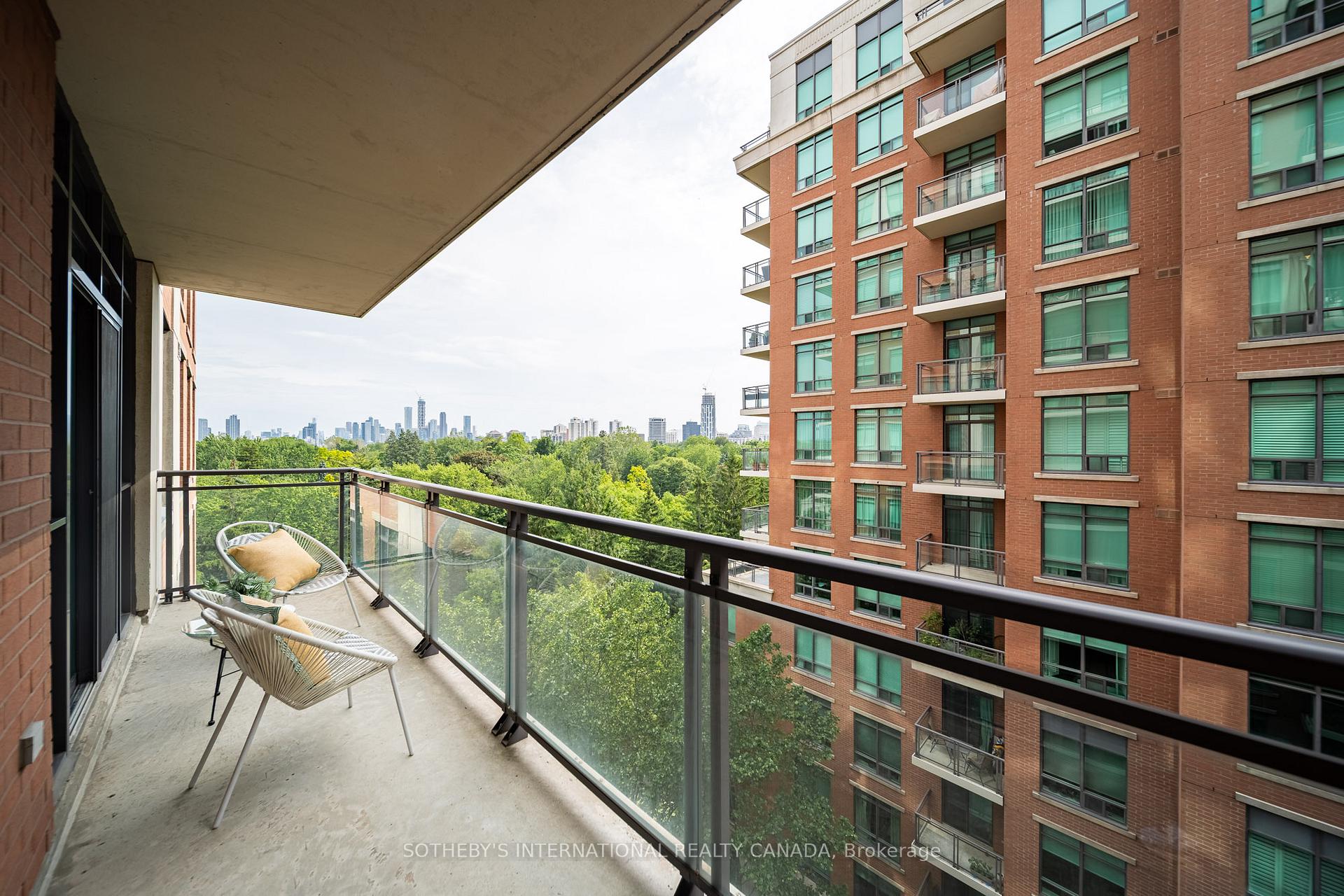 319 Merton Street 809