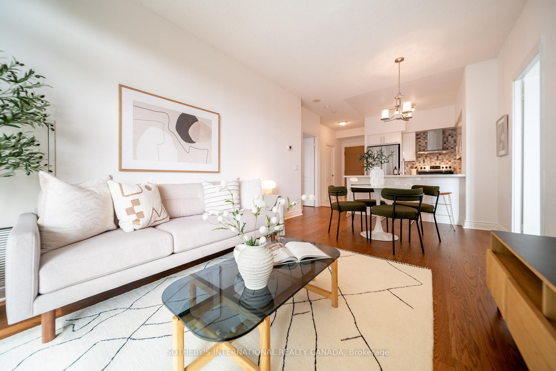 319 Merton Street 809