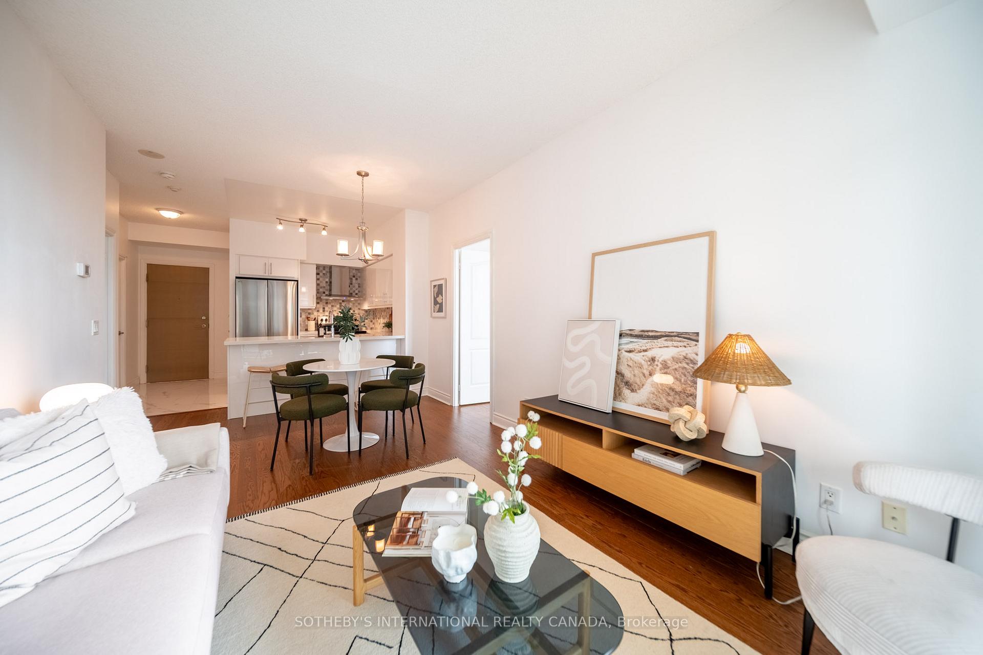319 Merton Street 809